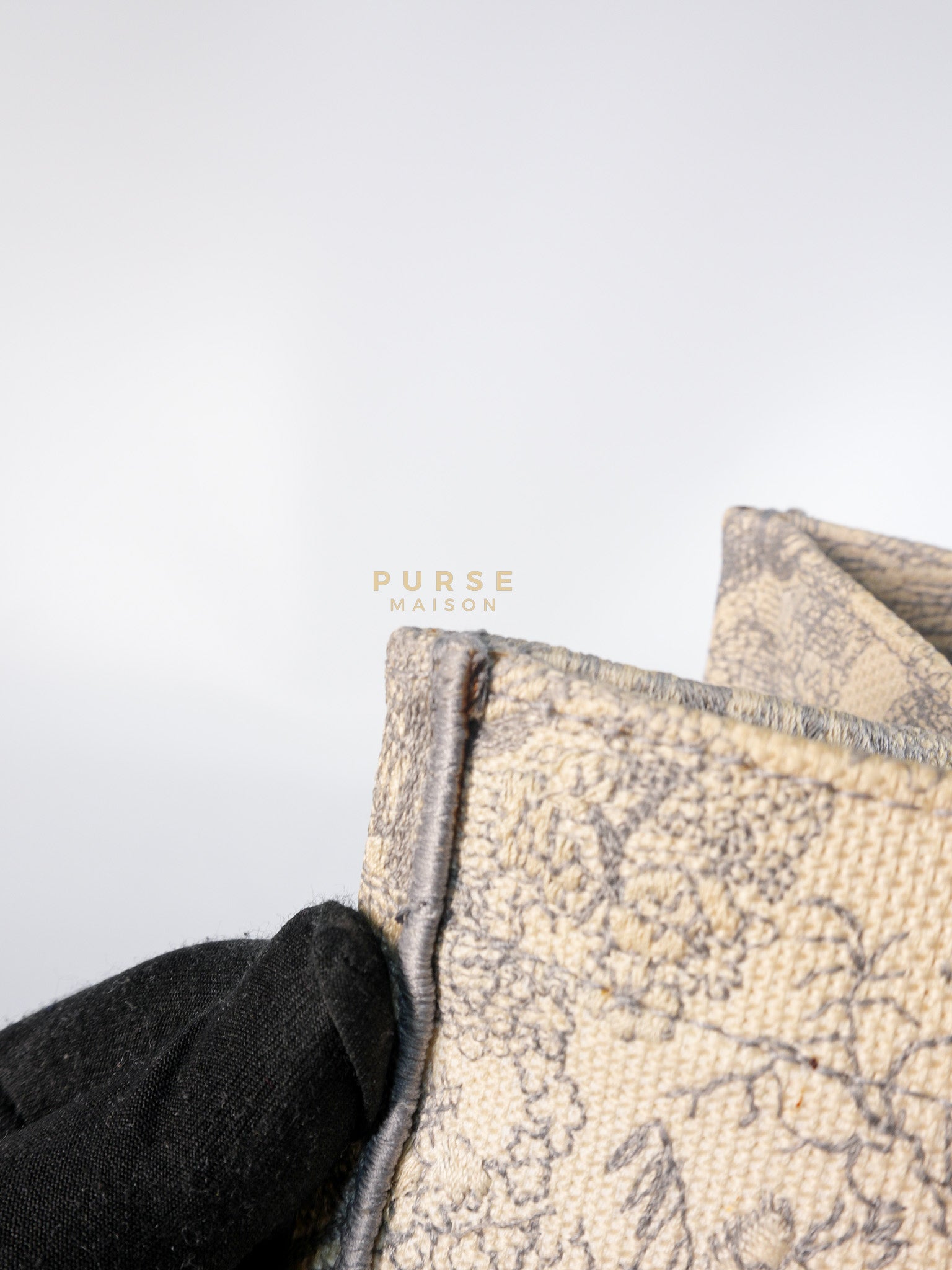 Book Tote Bag Medium in White & Gray | Purse Maison Luxury Bags Shop