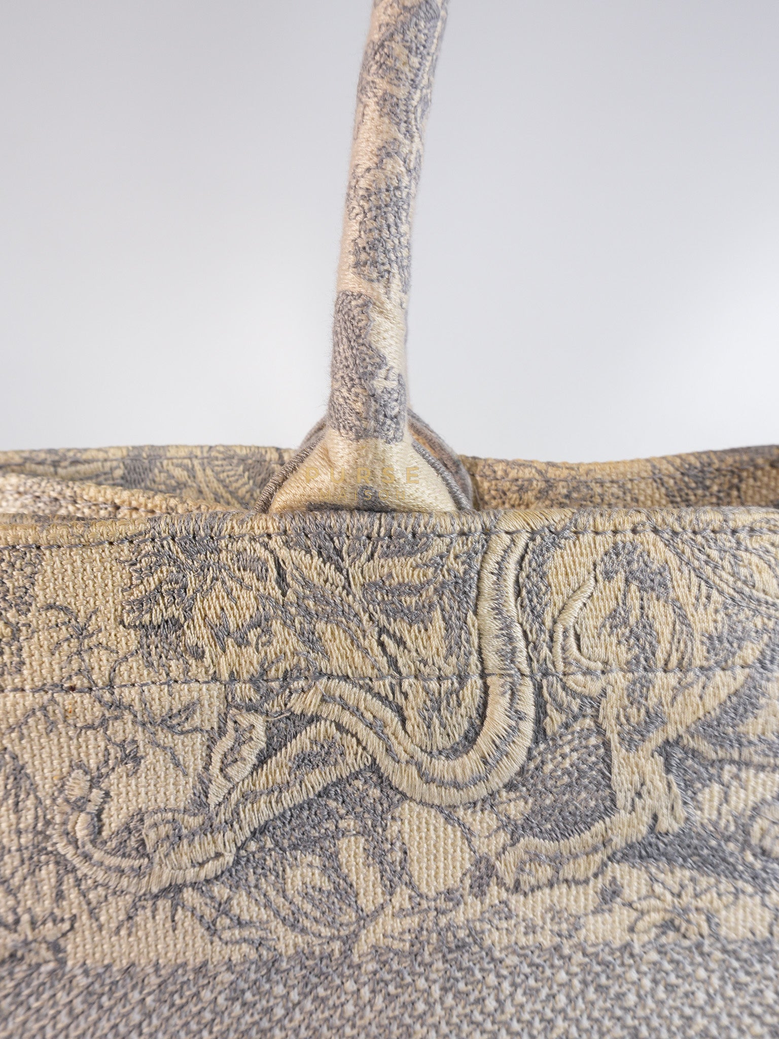 Book Tote Bag Medium in White & Gray | Purse Maison Luxury Bags Shop
