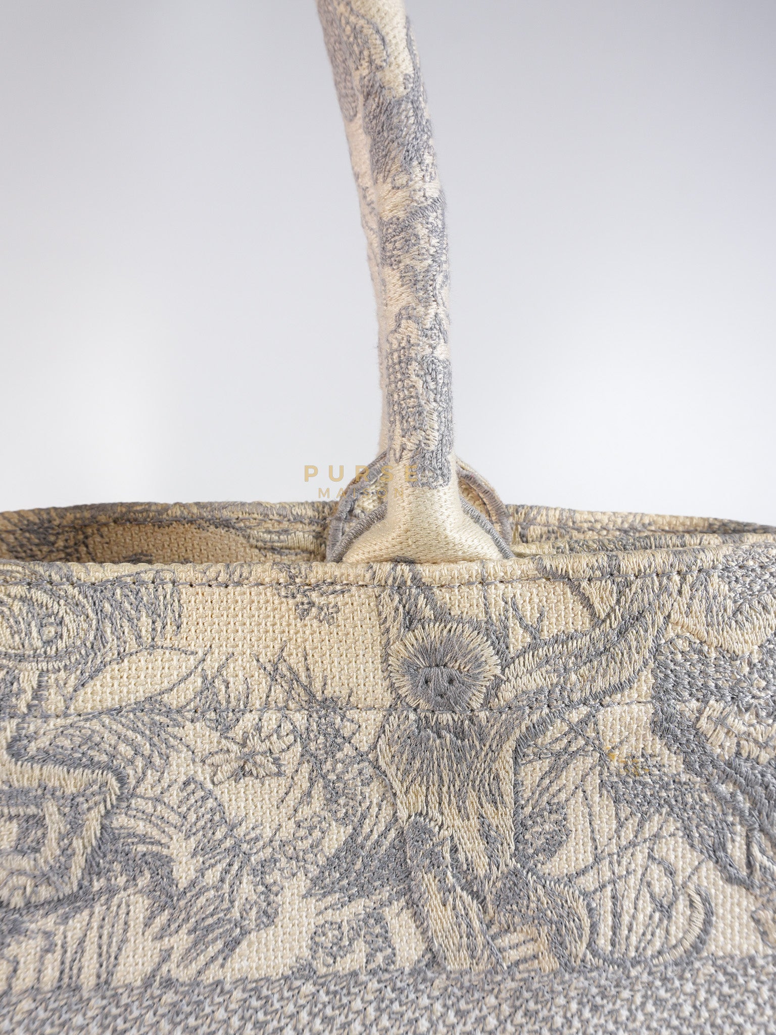 Book Tote Bag Medium in White & Gray | Purse Maison Luxury Bags Shop