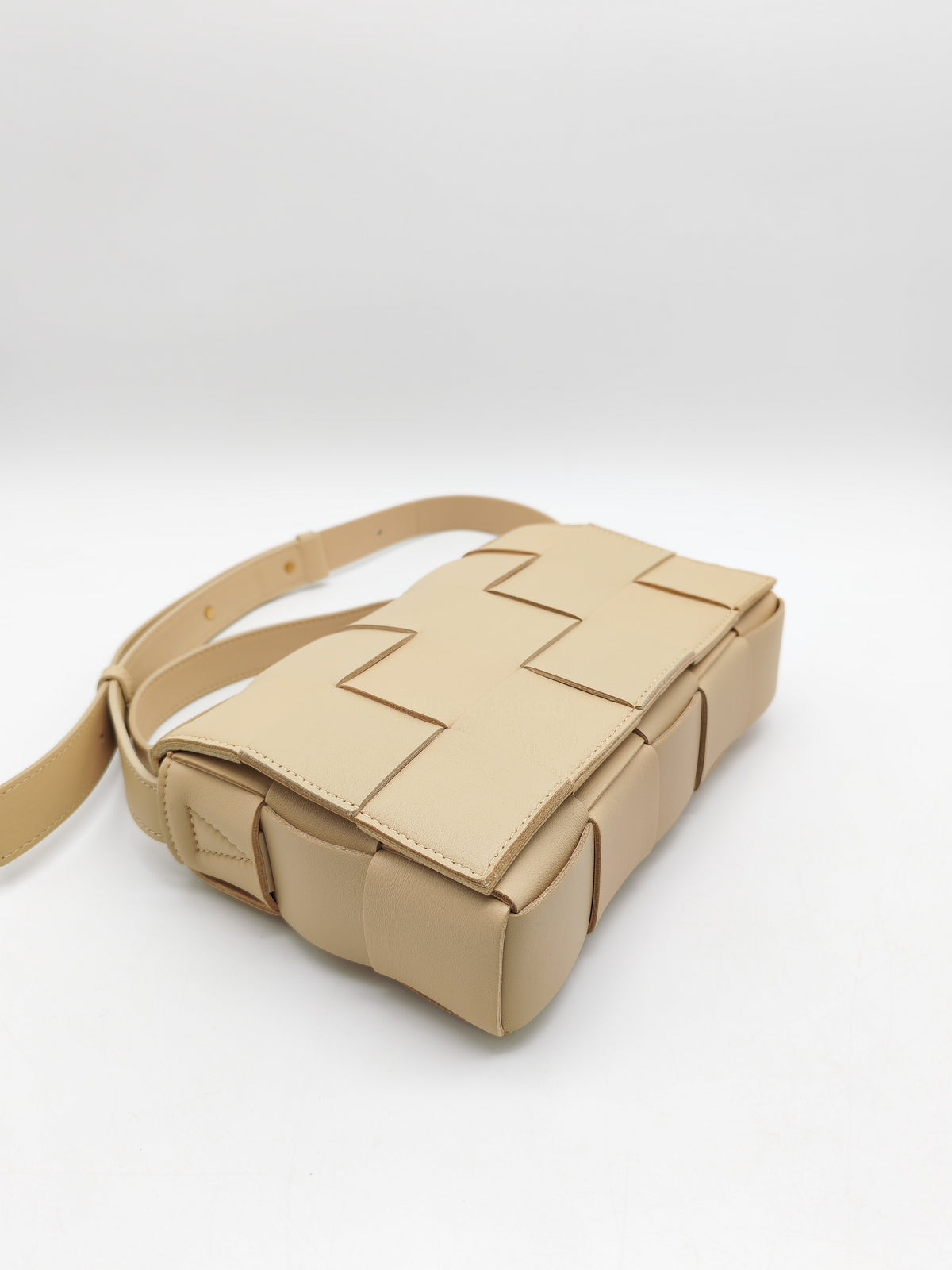 Bottega Veneta Cassette Crossbody Bag in Beige Calfskin Nappa Leather and Gold Hardware | Purse Maison Luxury Bags Shop