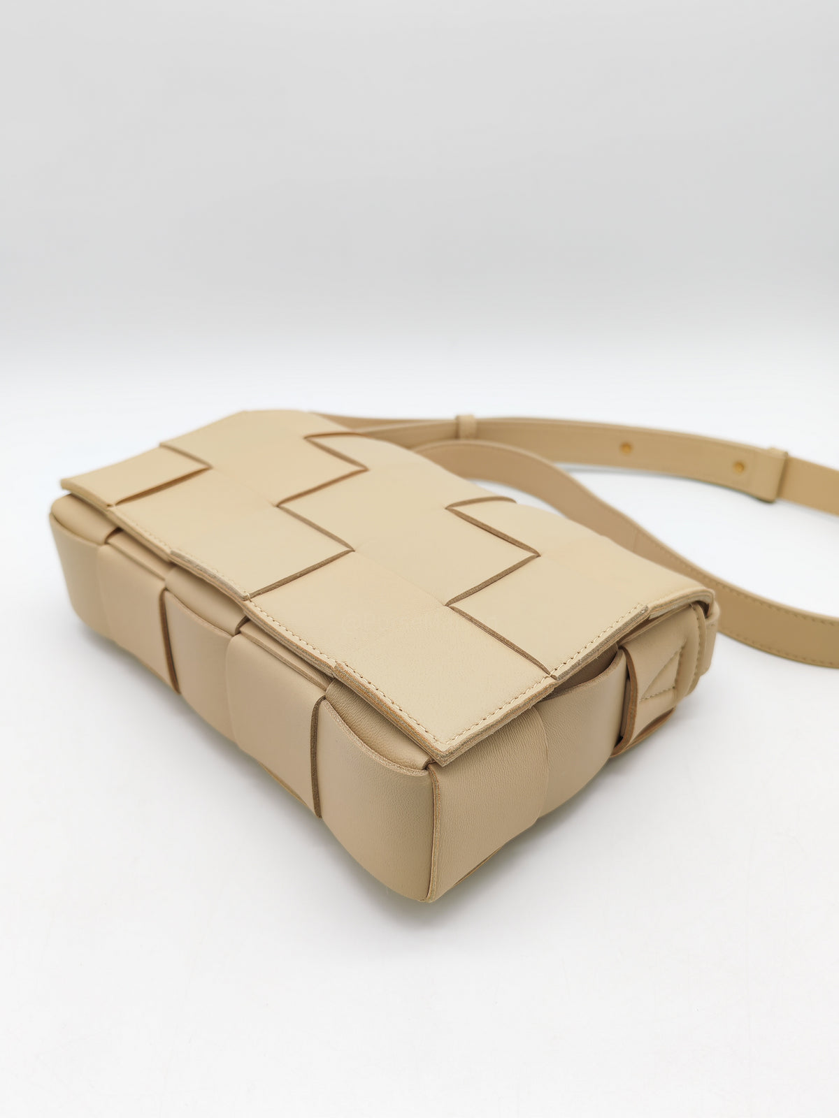 Bottega Veneta Cassette Crossbody Bag in Beige Calfskin Nappa Leather and Gold Hardware | Purse Maison Luxury Bags Shop