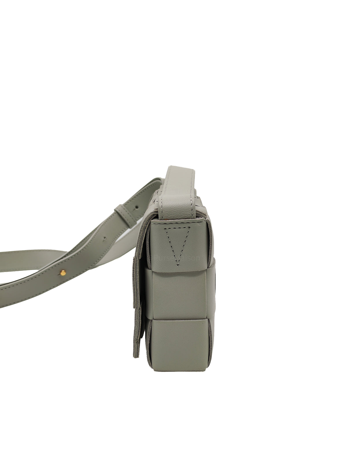 Bottega Veneta Cassette Crossbody Bag in Gray Intrecciato Leather | Purse Maison Luxury Bags Shop