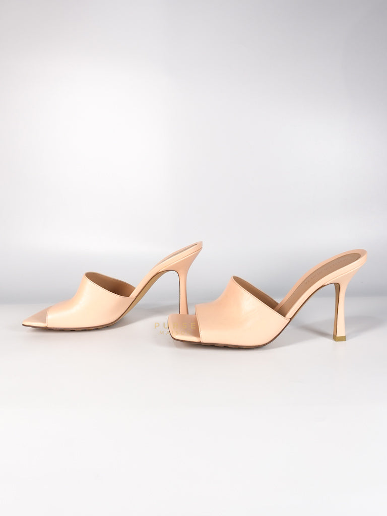 Bottega Veneta Stretch Mule Sandals Beige in Lambskin Leather Size 39