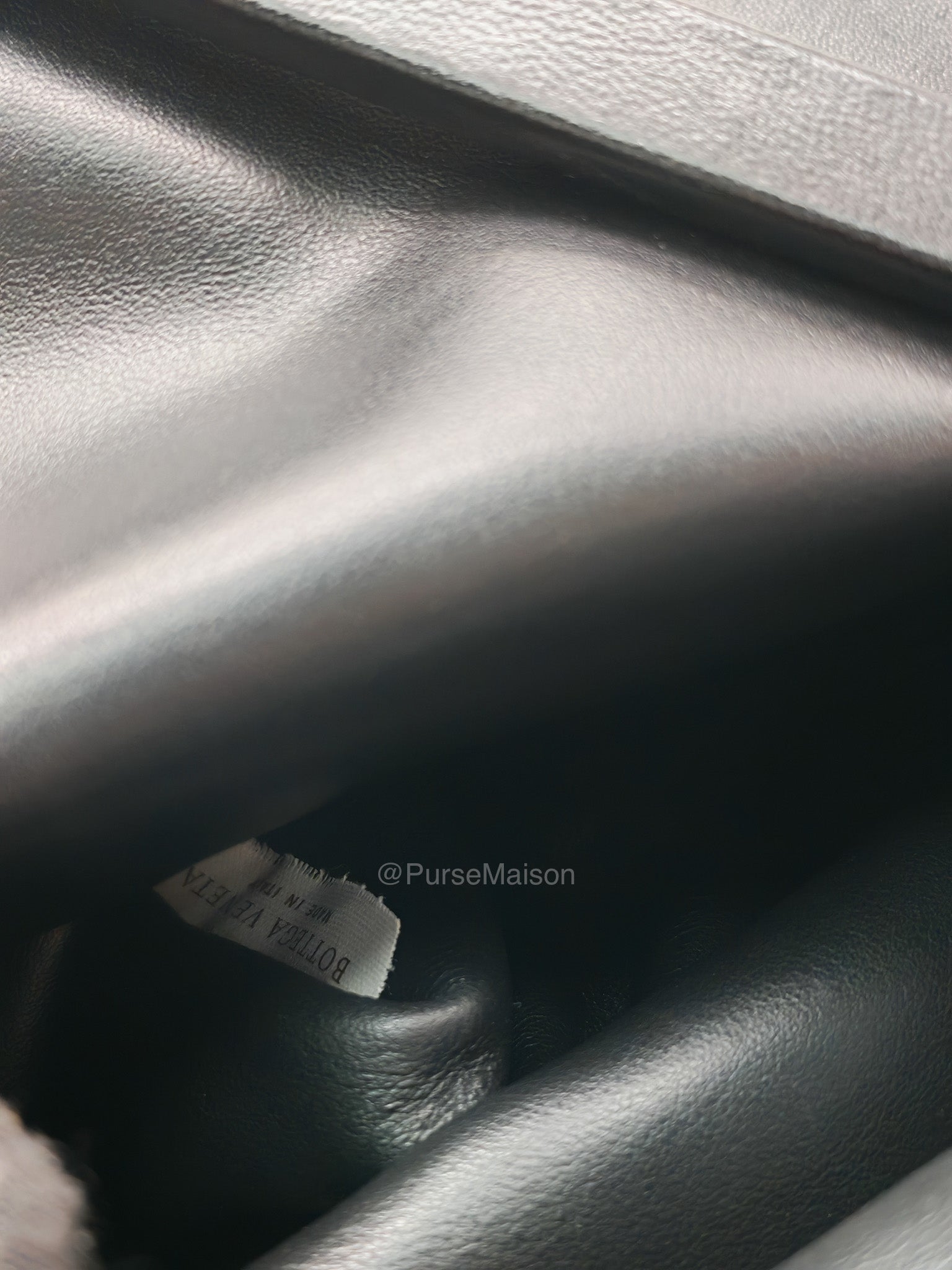 Bottega Veneta Trine Envelope Clutch in Black Smooth Calfskin Leather | Purse Maison Luxury Bags Shop
