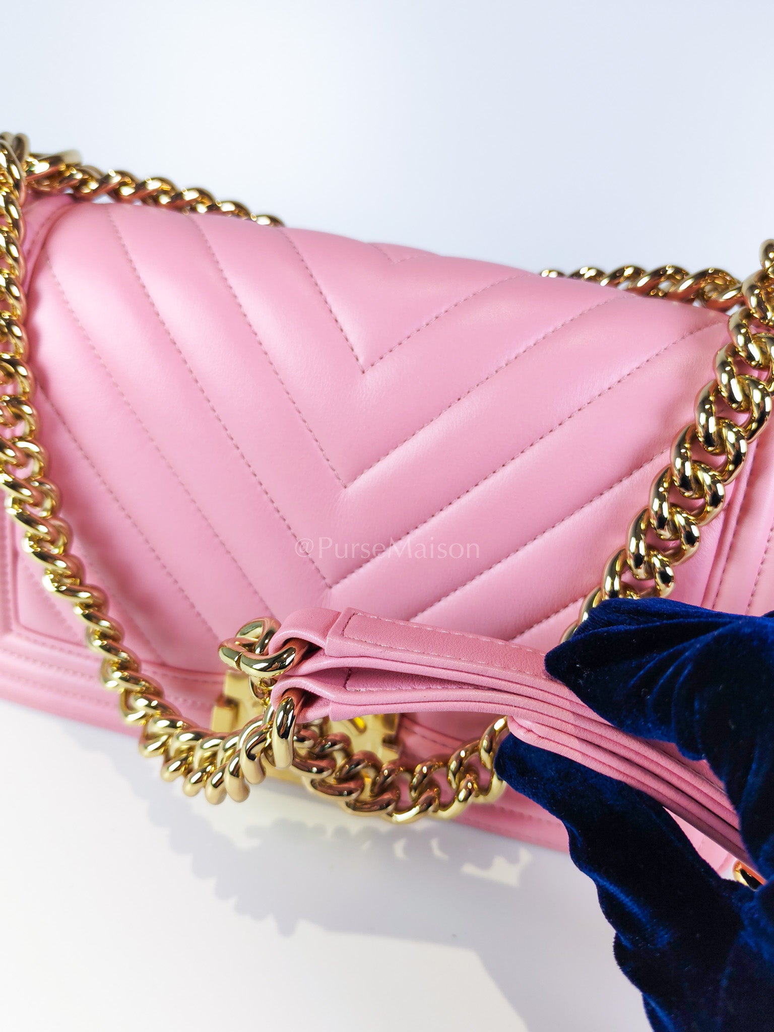 Boy Old Medium Chevron in Pink Calfskin Leather and Champagne Gold Hardware (Microchip) | Purse Maison Luxury Bags Shop