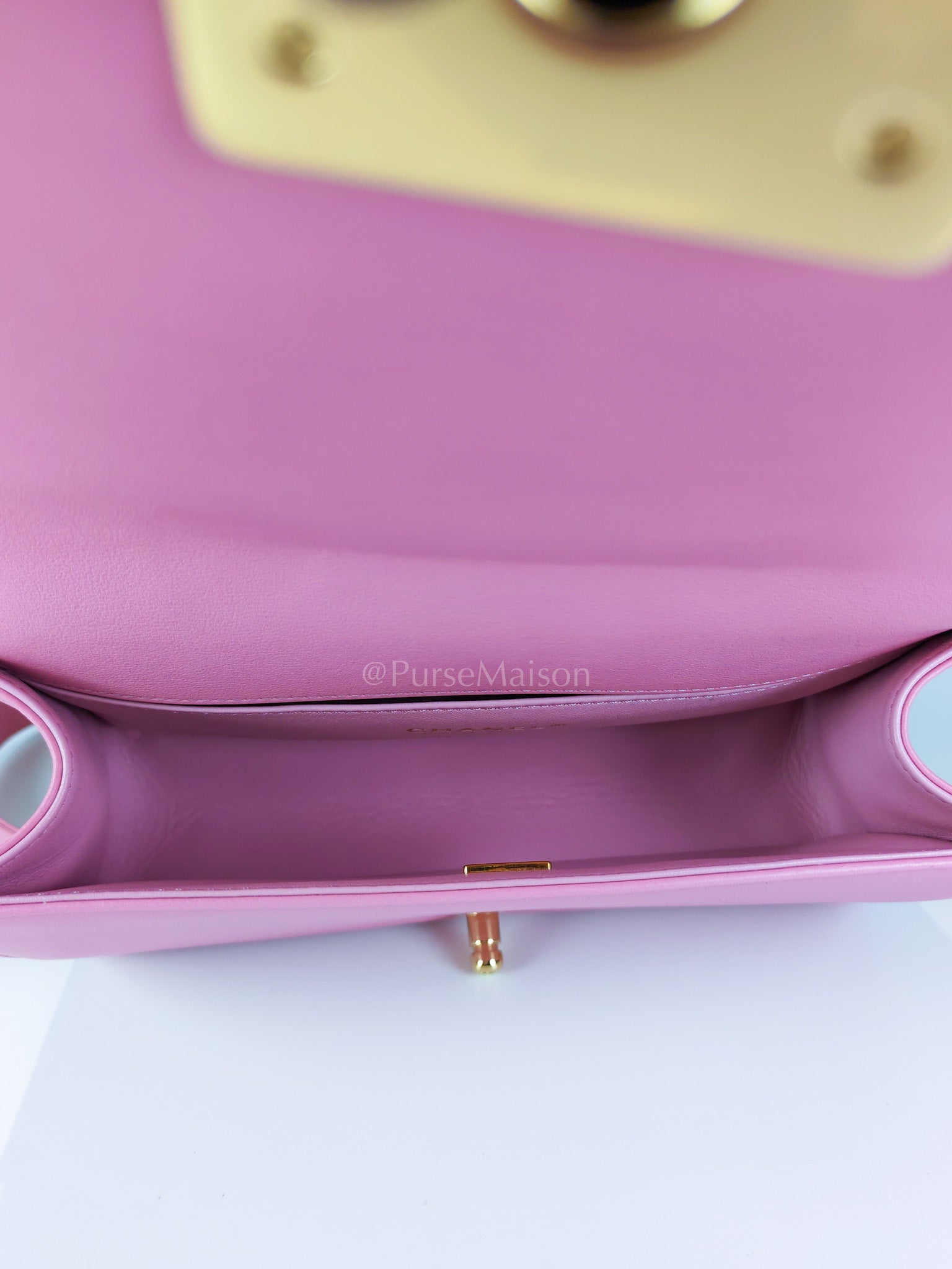 Boy Old Medium Chevron in Pink Calfskin Leather and Champagne Gold Hardware (Microchip) | Purse Maison Luxury Bags Shop