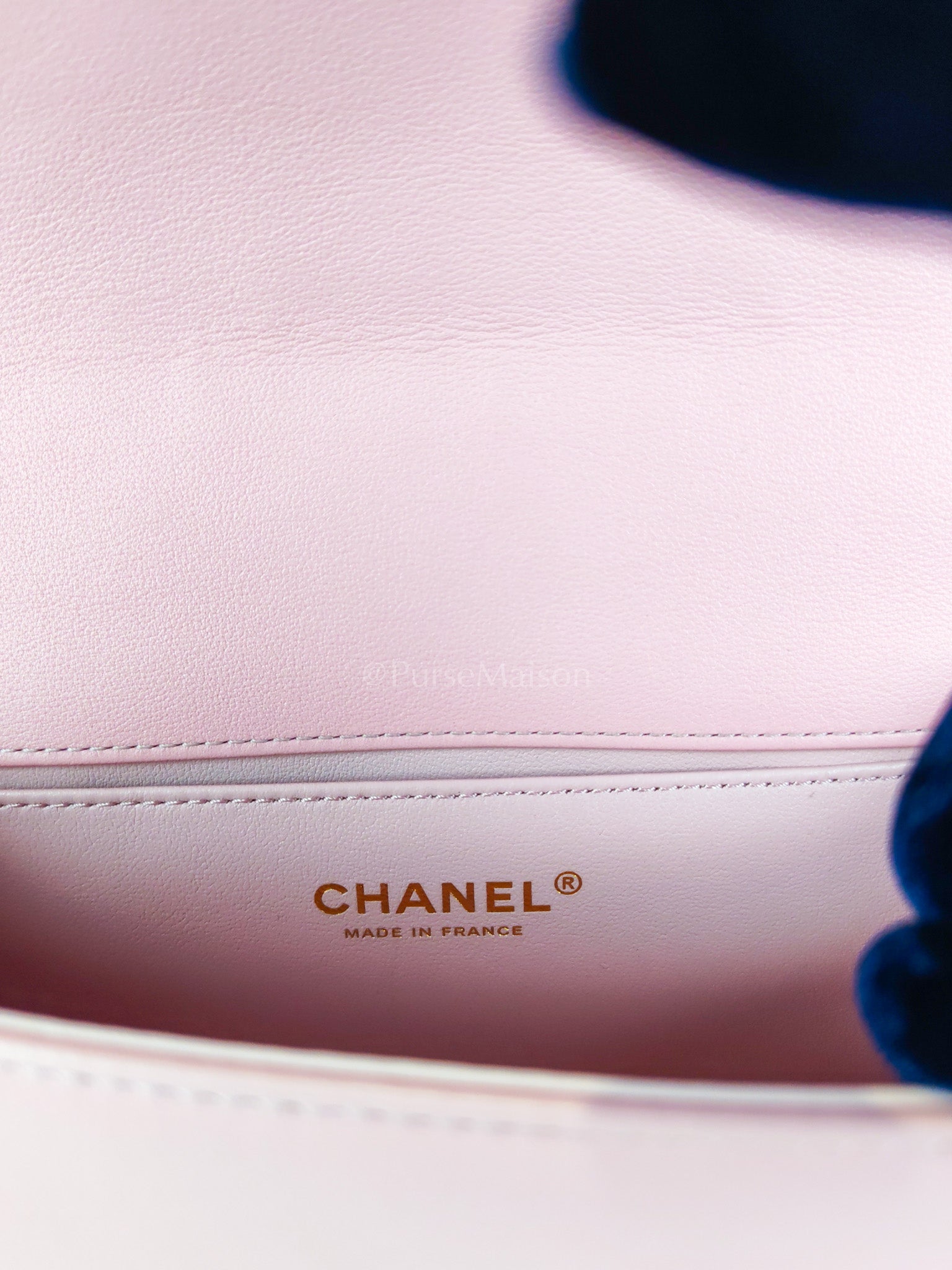 Boy Old Medium Chevron in Pink Calfskin Leather and Champagne Gold Hardware (Microchip) | Purse Maison Luxury Bags Shop