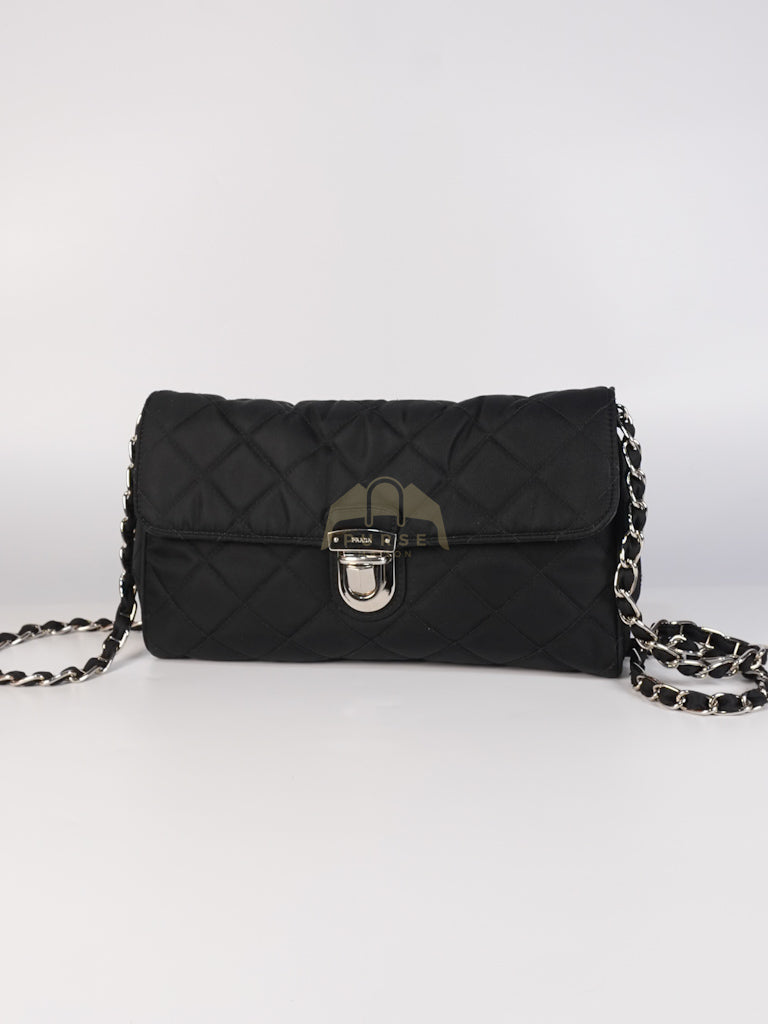 PRADA TESSUTO IMPUNTU ショルダーバッグ ナイロン NERO PRADA BLACK NYLON TESSUTO IMPUNTU QUILTED FLAP BAG – RDB