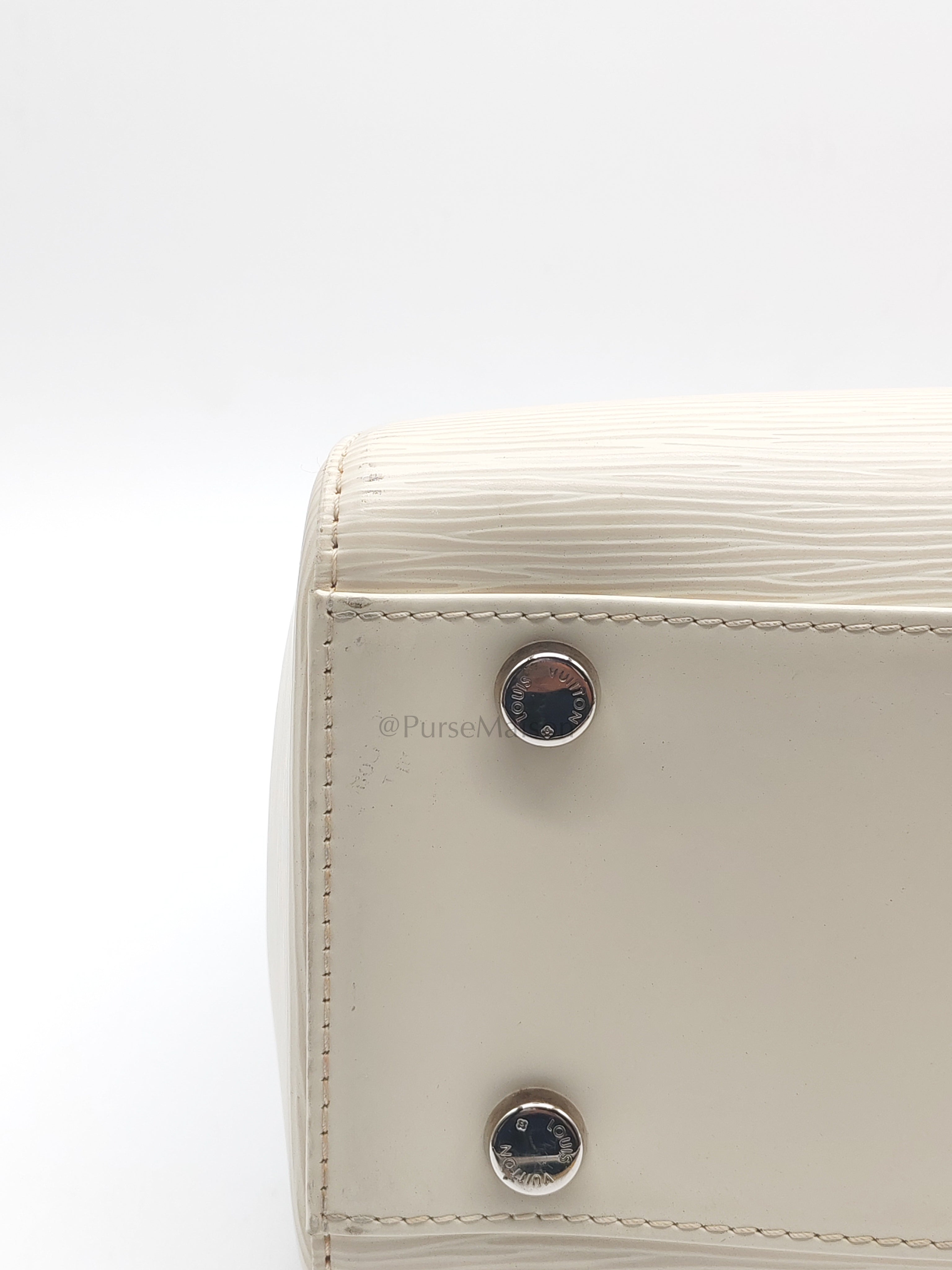 Brea GM in White Ivorie Epi Leather & Silver Hardware | Purse Maison Luxury Bags Shop