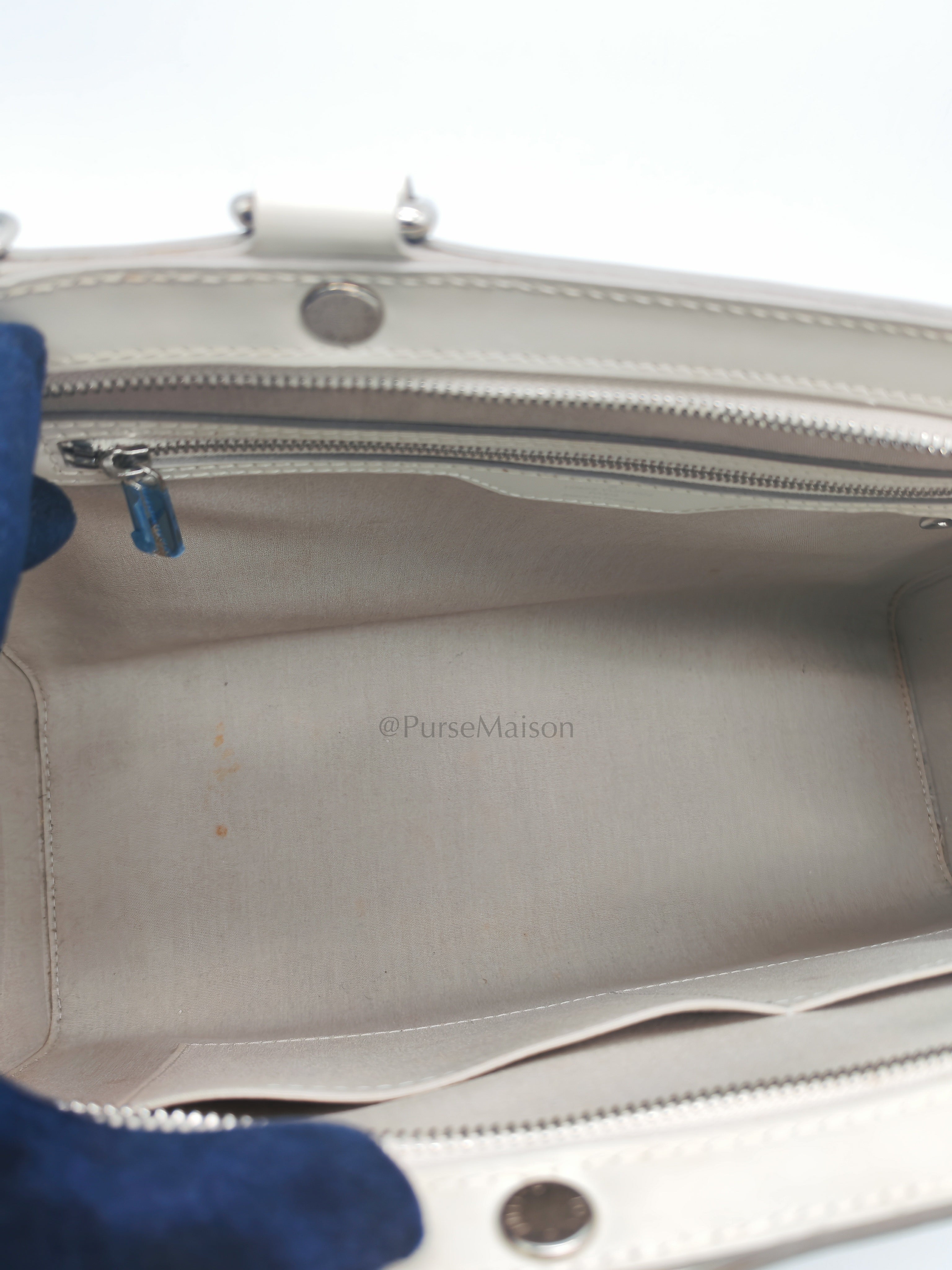 Brea GM in White Ivorie Epi Leather & Silver Hardware | Purse Maison Luxury Bags Shop