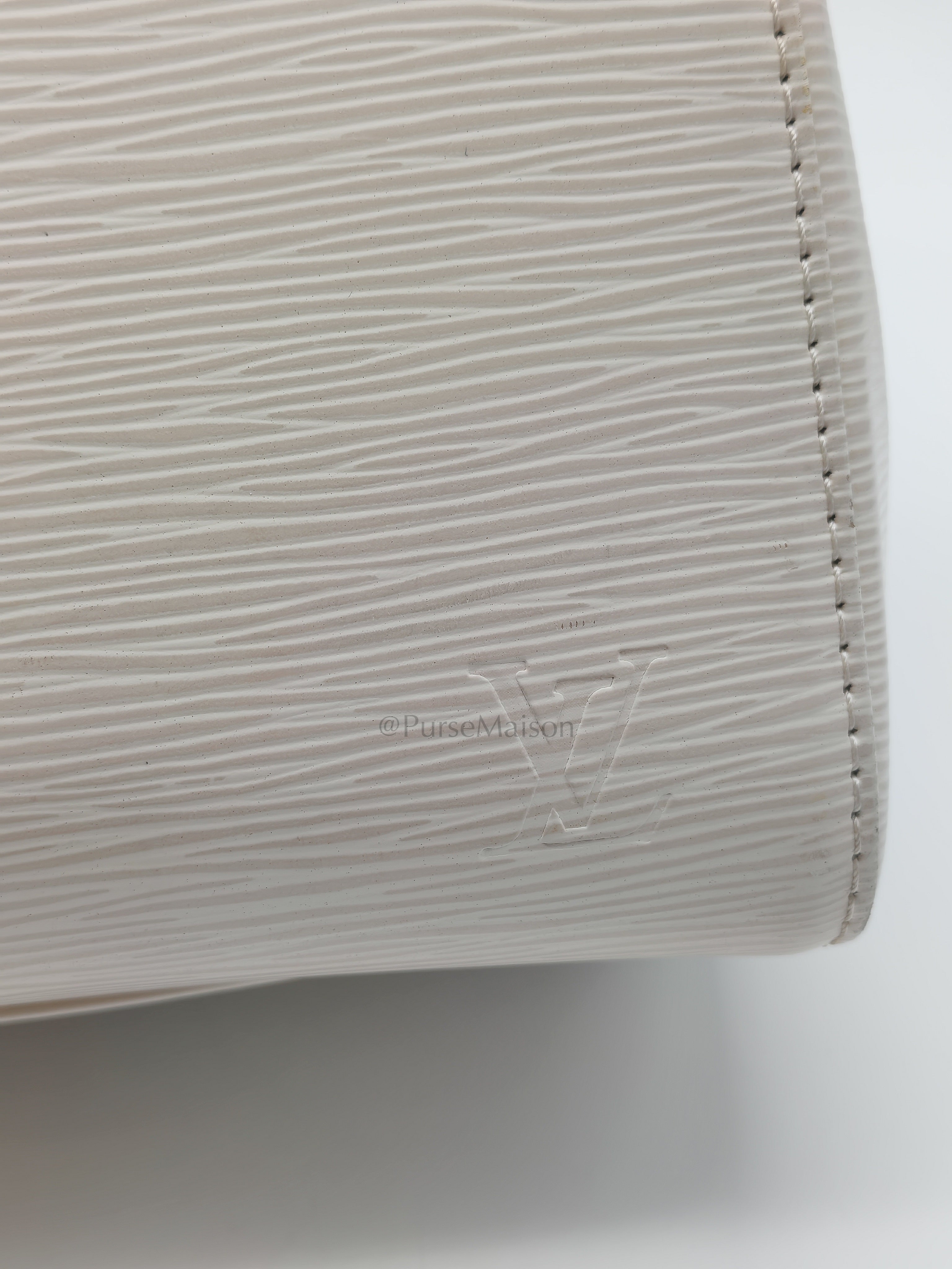 Brea GM in White Ivorie Epi Leather & Silver Hardware | Purse Maison Luxury Bags Shop