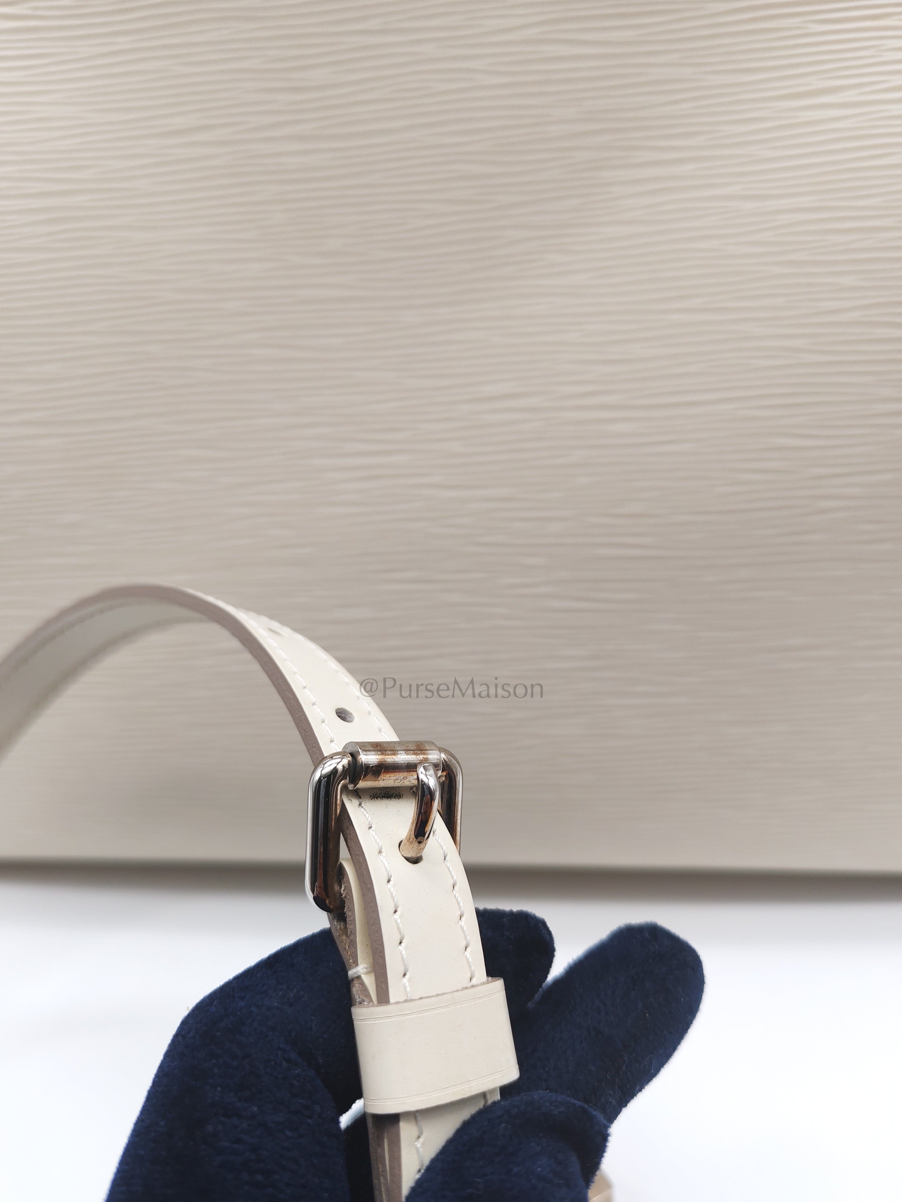 Brea GM in White Ivorie Epi Leather & Silver Hardware | Purse Maison Luxury Bags Shop
