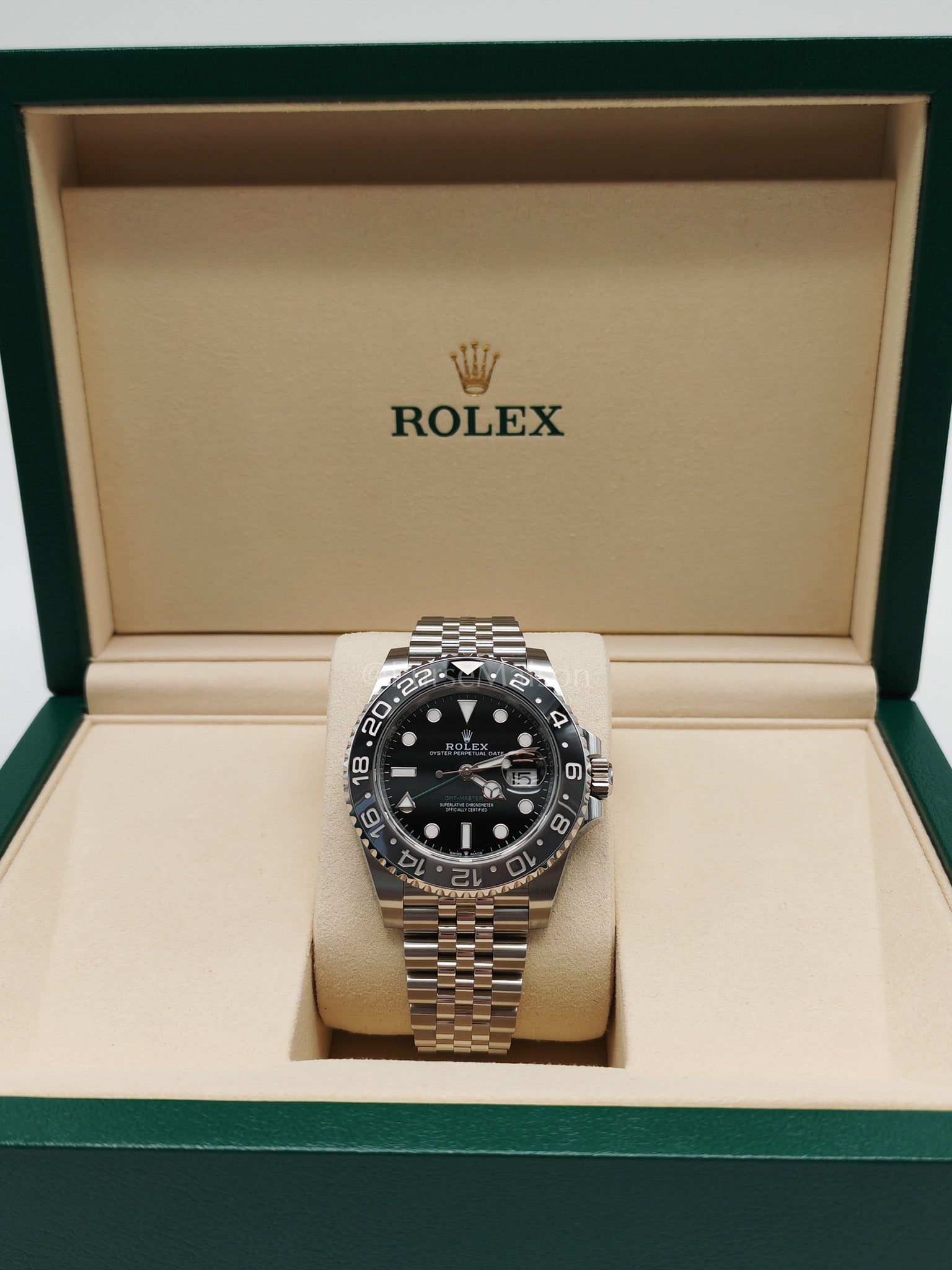 "Bruce Wayne" 40mm GMT-Master II Black Dial Oyster Perpetual Date Jubilee Silver Stainless Steel Strap Year 2025 (Reference Number: 126710GRNR) | Purse Maison Luxury Bags Shop