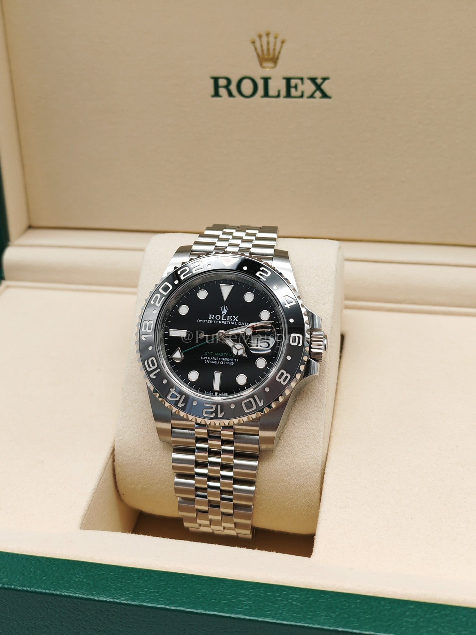 "Bruce Wayne" 40mm GMT-Master II Black Dial Oyster Perpetual Date Jubilee Silver Stainless Steel Strap Year 2025 (Reference Number: 126710GRNR) | Purse Maison Luxury Bags Shop