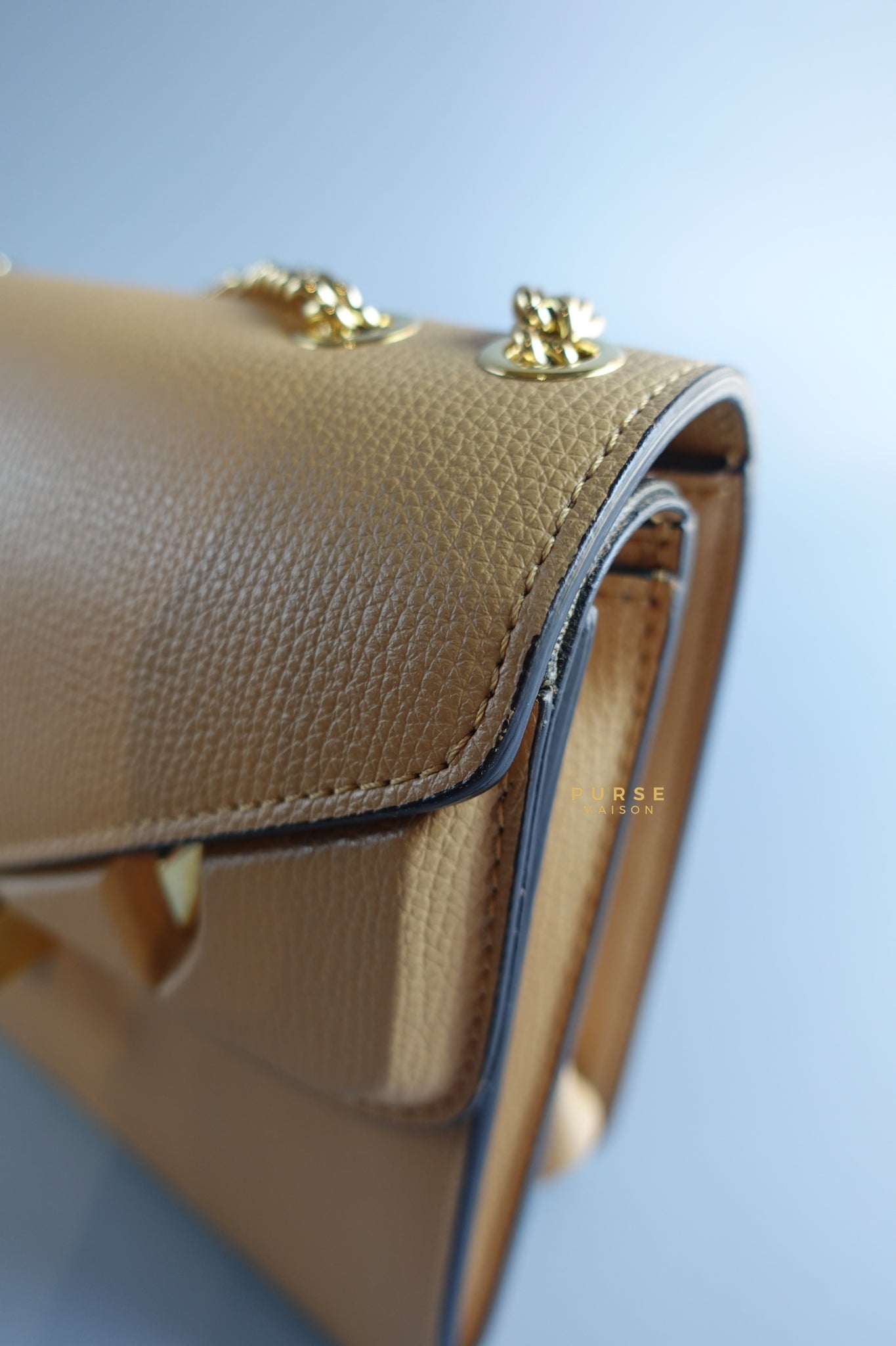 Bug Bag Small In Brown Grainy Leather & Gold Chain | Purse Maison Luxury Bags Shop