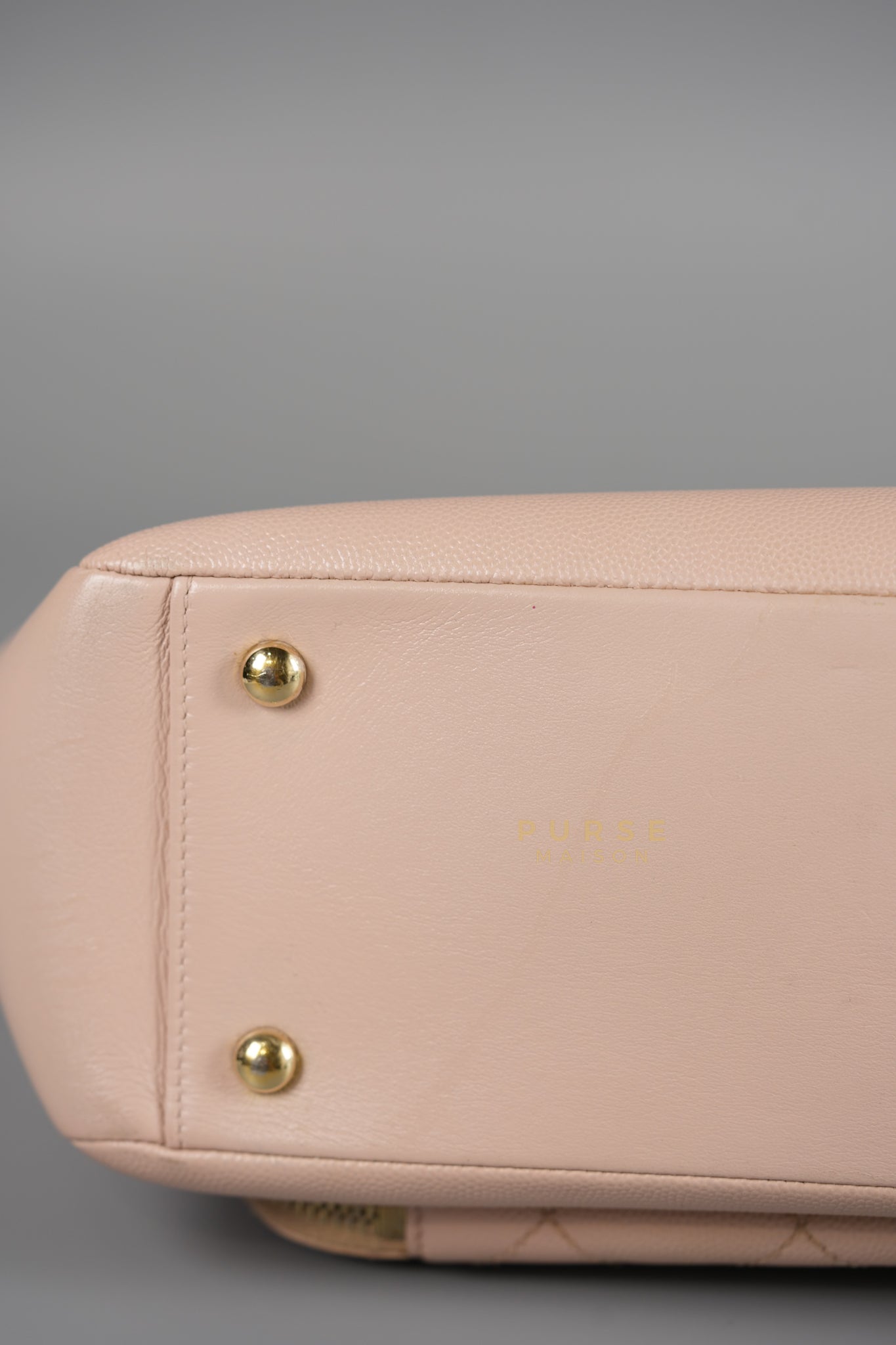 Business Affinity Large in Light Pink Caviar Leather and Light Gold Hardware Series 23 | Purse Maison Luxury Bags Shop