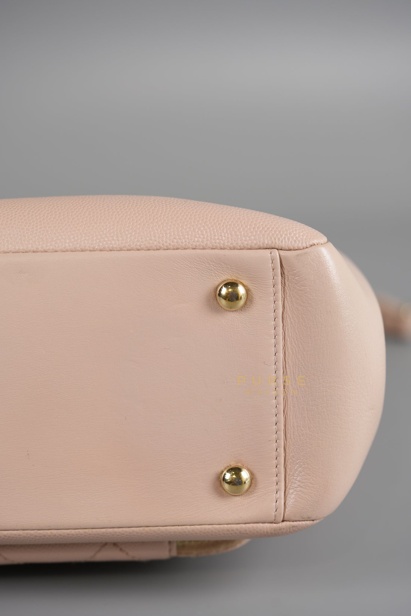 Business Affinity Large in Light Pink Caviar Leather and Light Gold Hardware Series 23 | Purse Maison Luxury Bags Shop