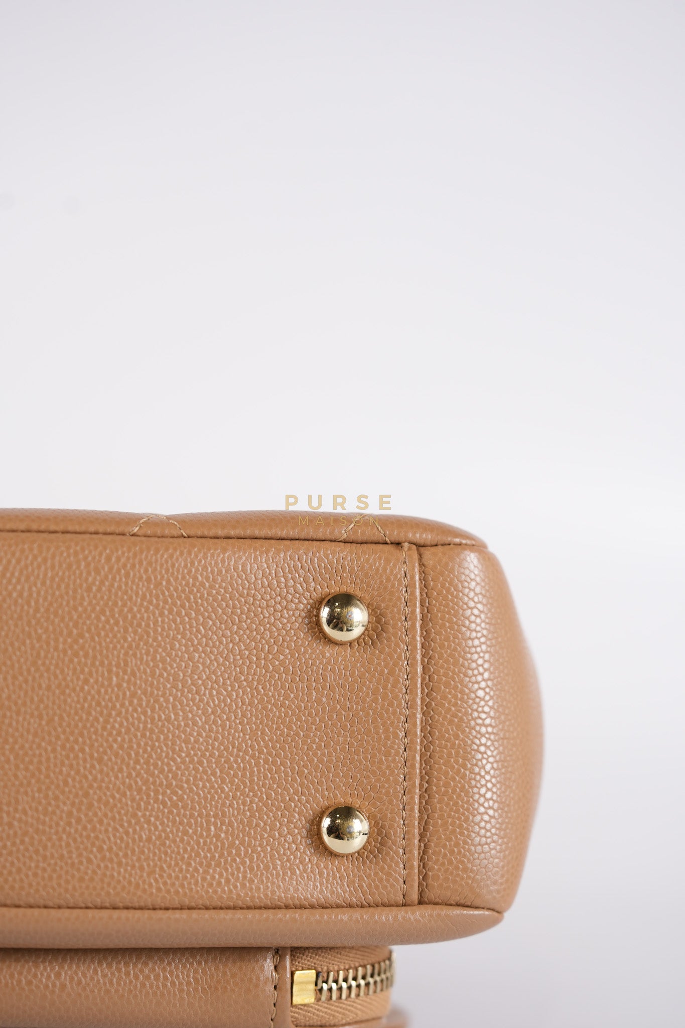 Business Affinity Medium Caramel in Caviar Leather and Gold Hardware (Microchip) | Purse Maison Luxury Bags Shop