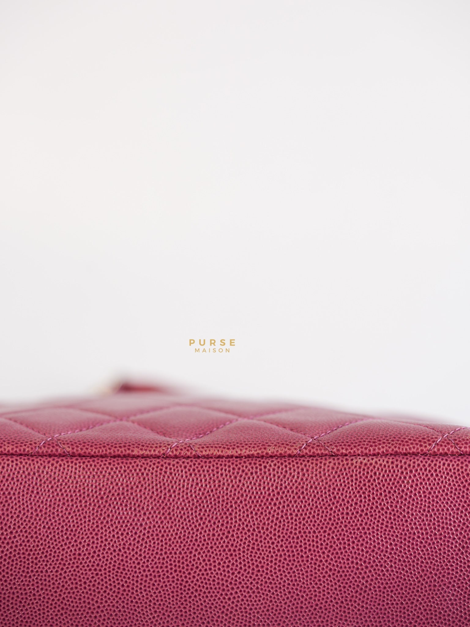 Business Affinity Medium in Mauve Pink Caviar and Light Gold Hardware Series 23 | Purse Maison Luxury Bags Shop