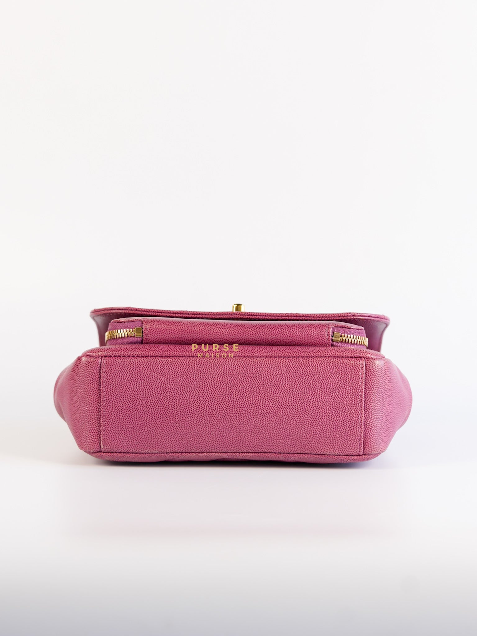 Business Affinity Medium in Mauve Pink Caviar and Light Gold Hardware Series 23 | Purse Maison Luxury Bags Shop