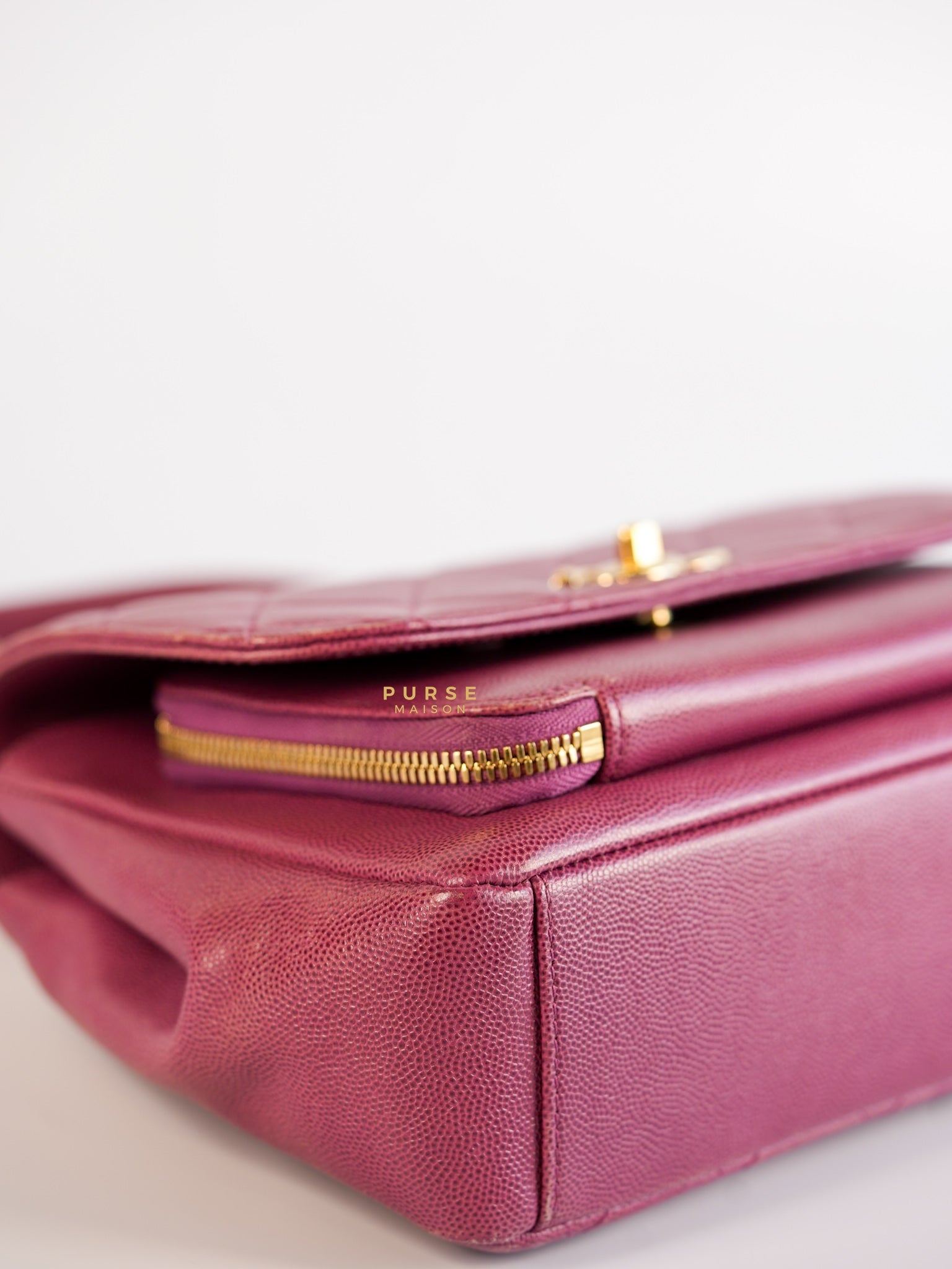 Business Affinity Medium in Mauve Pink Caviar and Light Gold Hardware Series 23 | Purse Maison Luxury Bags Shop