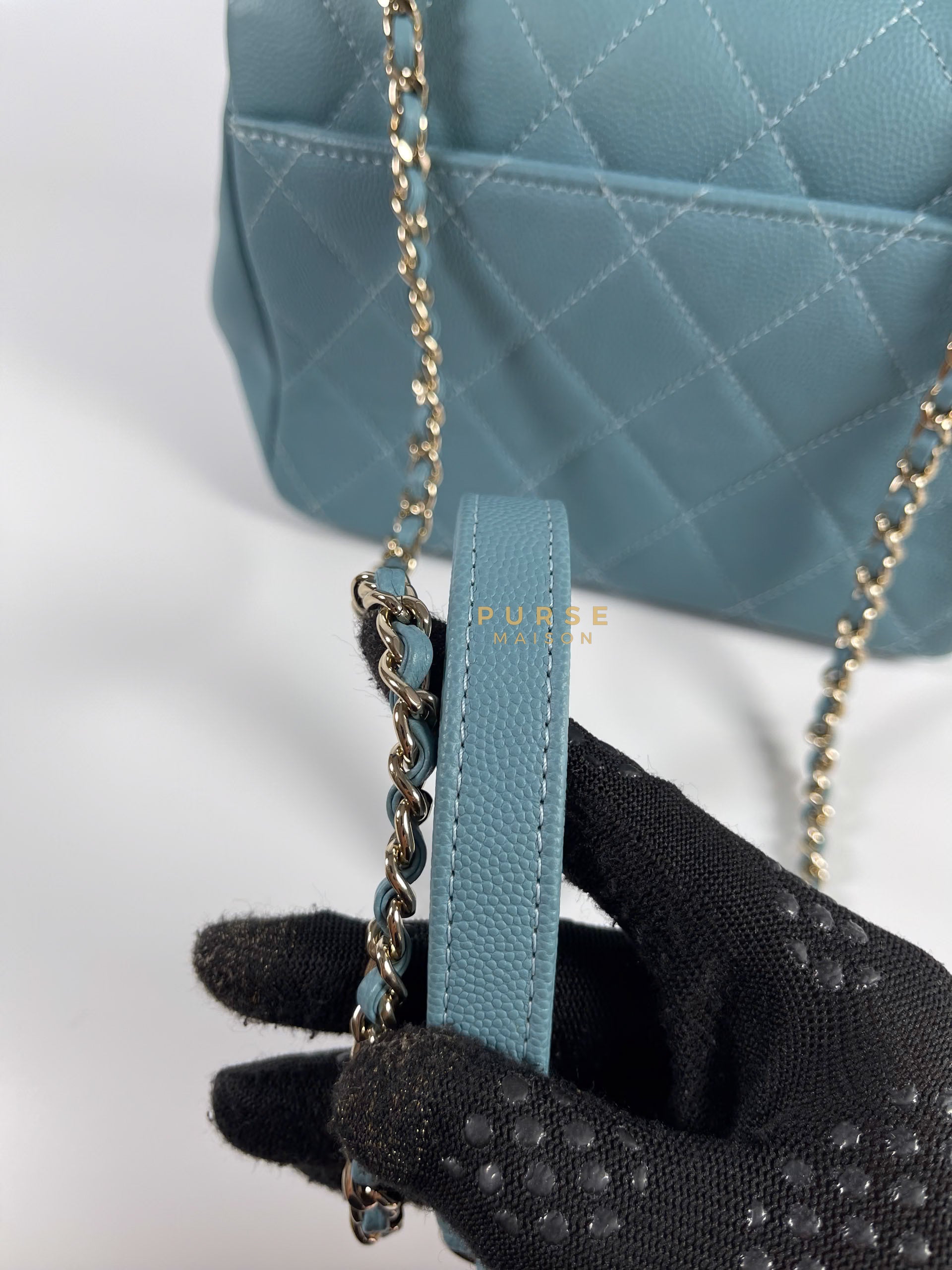 Business Affinity Small Tiffany blue Caviar & Light Gold Hardware Series 29 | Purse Maison Luxury Bags Shop
