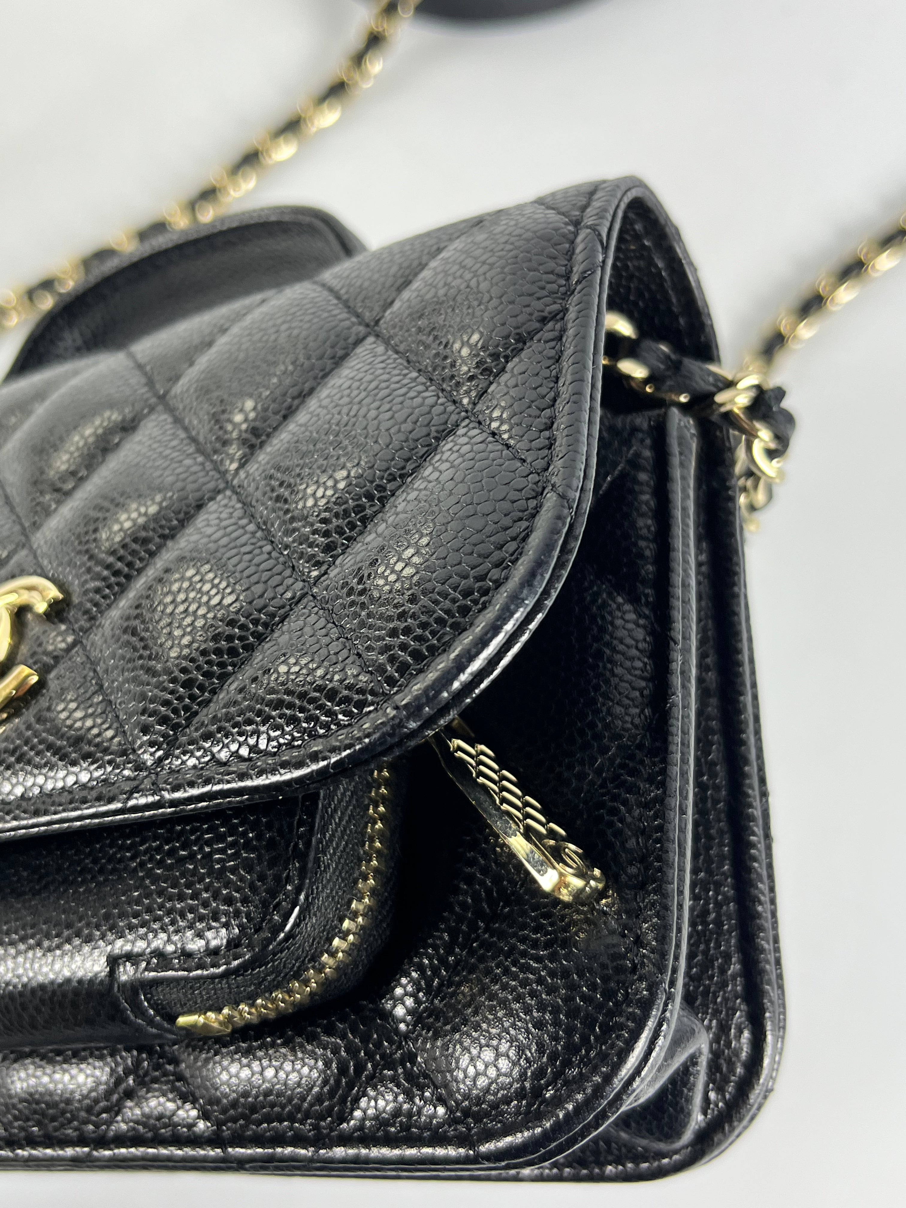 Business Affinity Wallet on Chain (WOC) In Black Caviar Leather and Light Gold Hardware (Microchip) | Purse Maison Luxury Bags Shop