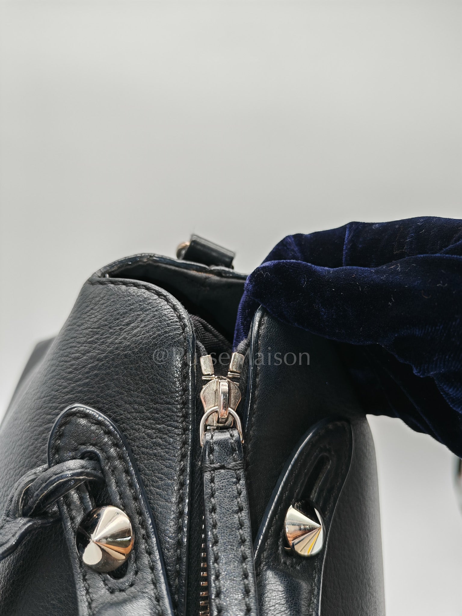 By The Way Black Medium in Black Calfskin Leather | Purse Maison Luxury Bags Shop