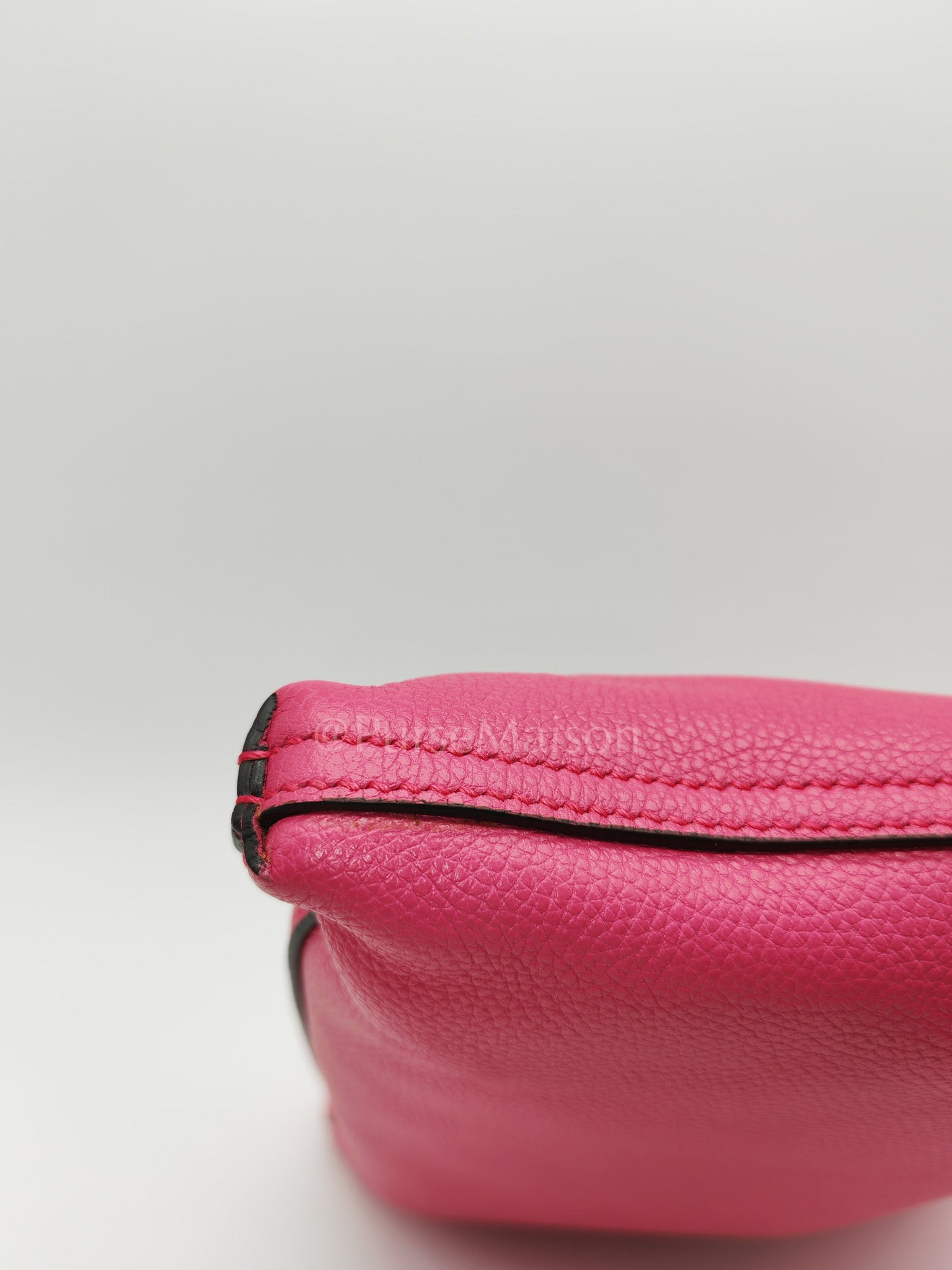 Porfolio Clutch in Pink Gucci Print Prominent Green Logo