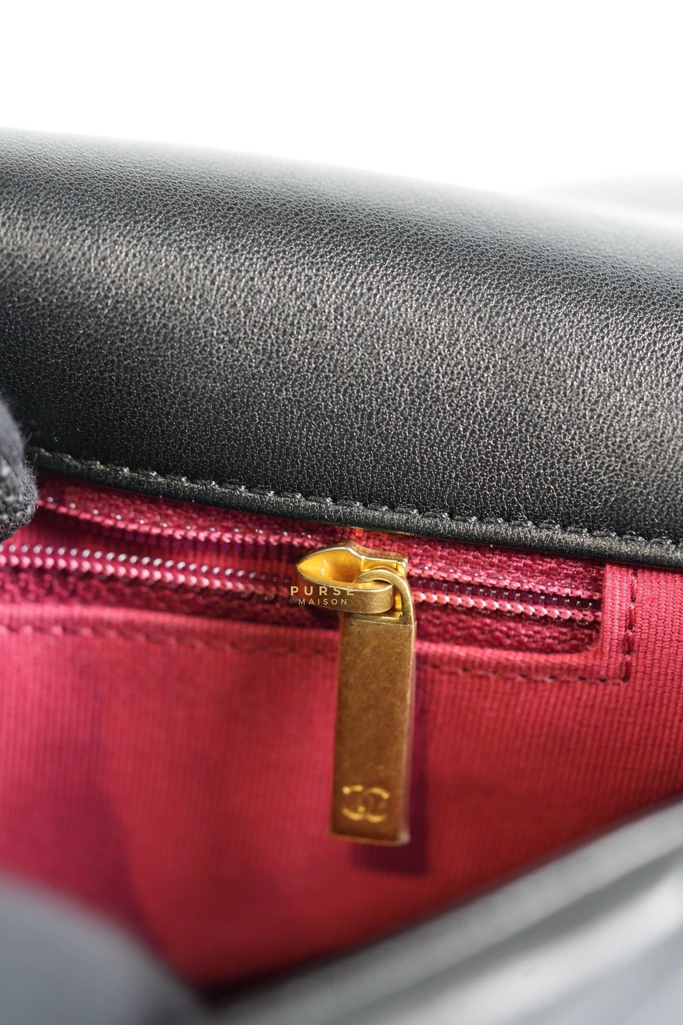 C19 Small in Black Lambskin Leather & Mixed Hardware(microchip) | Purse Maison Luxury Bags Shop