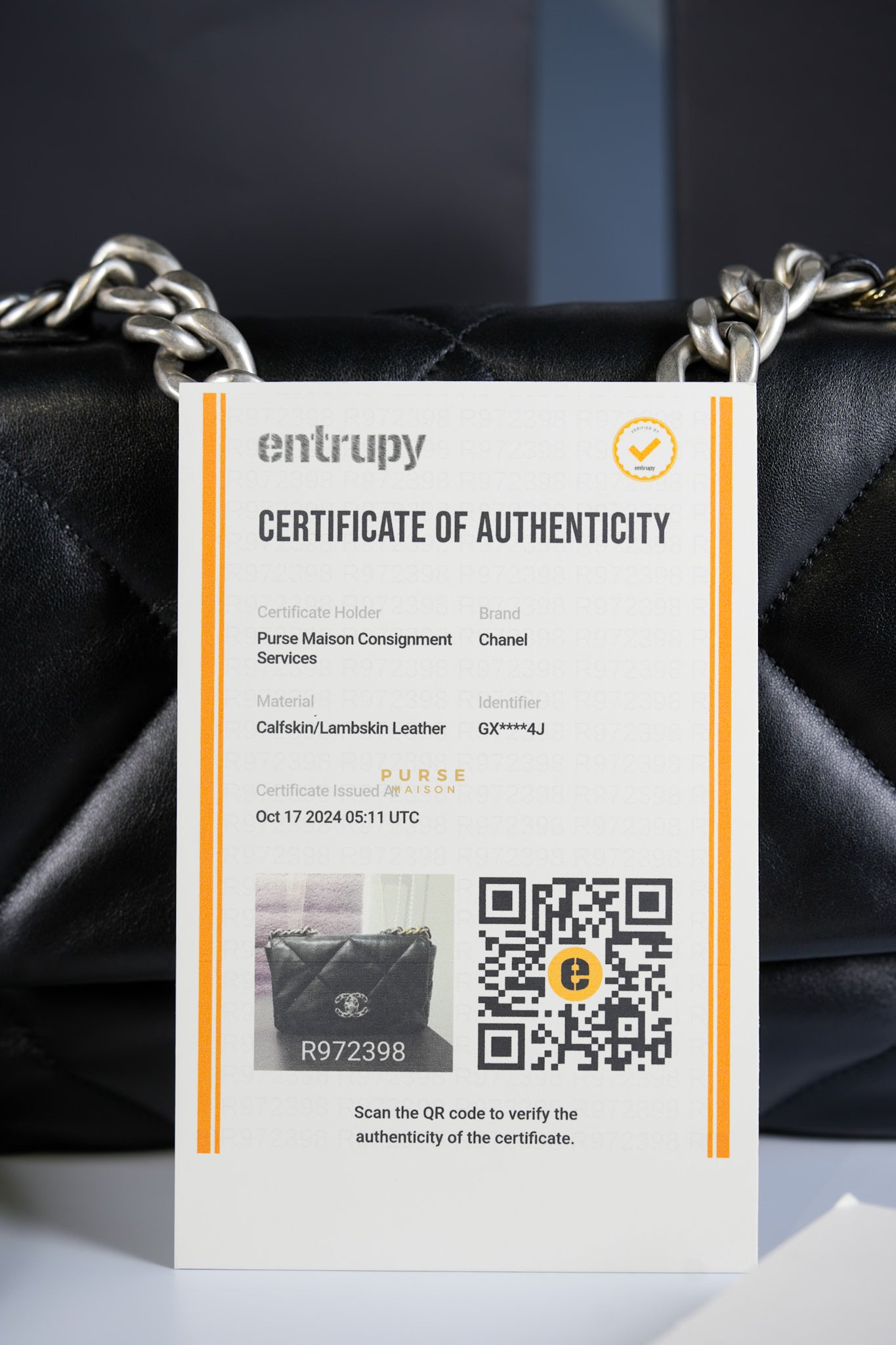 C19 Small in Black Lambskin Leather & Mixed Hardware(microchip) | Purse Maison Luxury Bags Shop