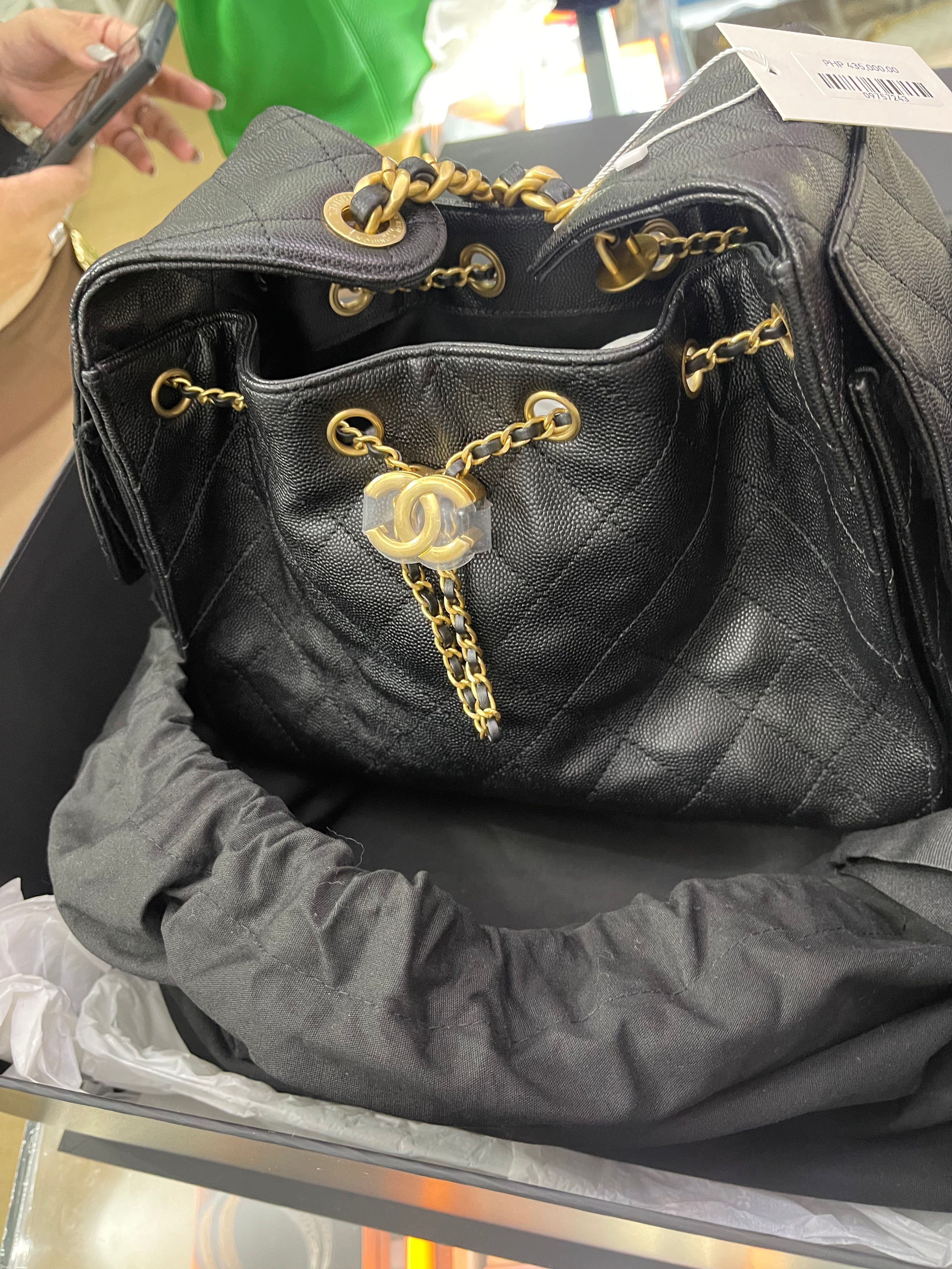 C25 Black Caviar Leather and Aged Gold Hardware (Microchip) | Purse Maison Luxury Bags Shop