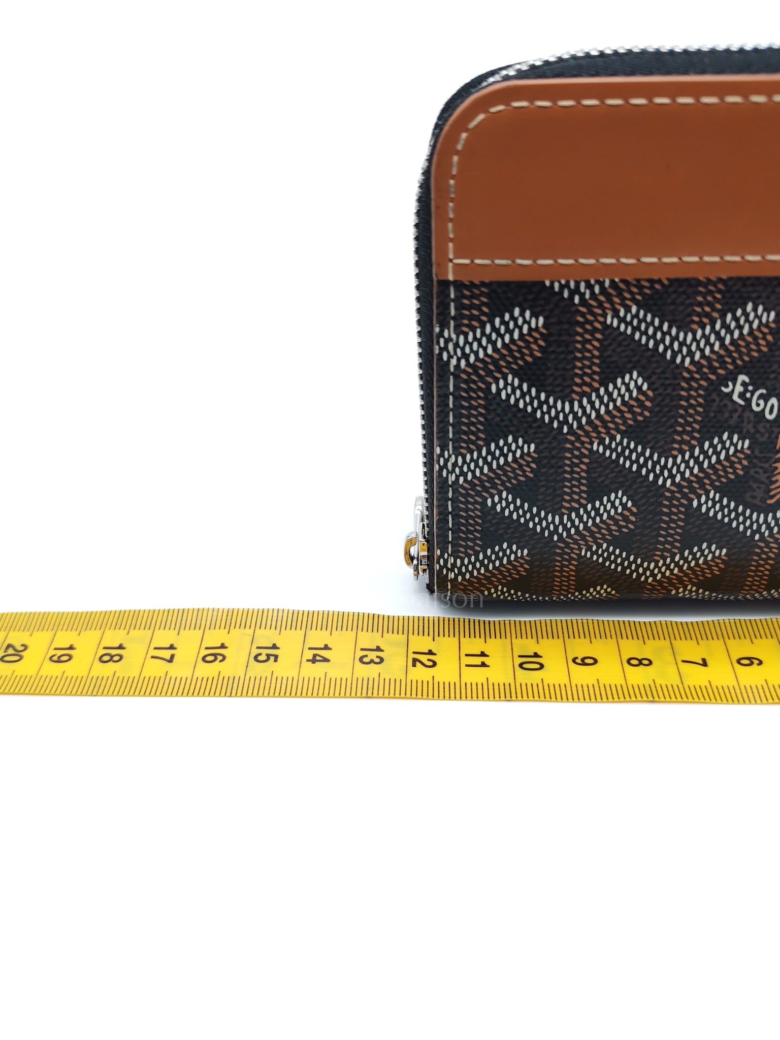 Matignon PM Zip Wallet in Tan Goyardine Canvas