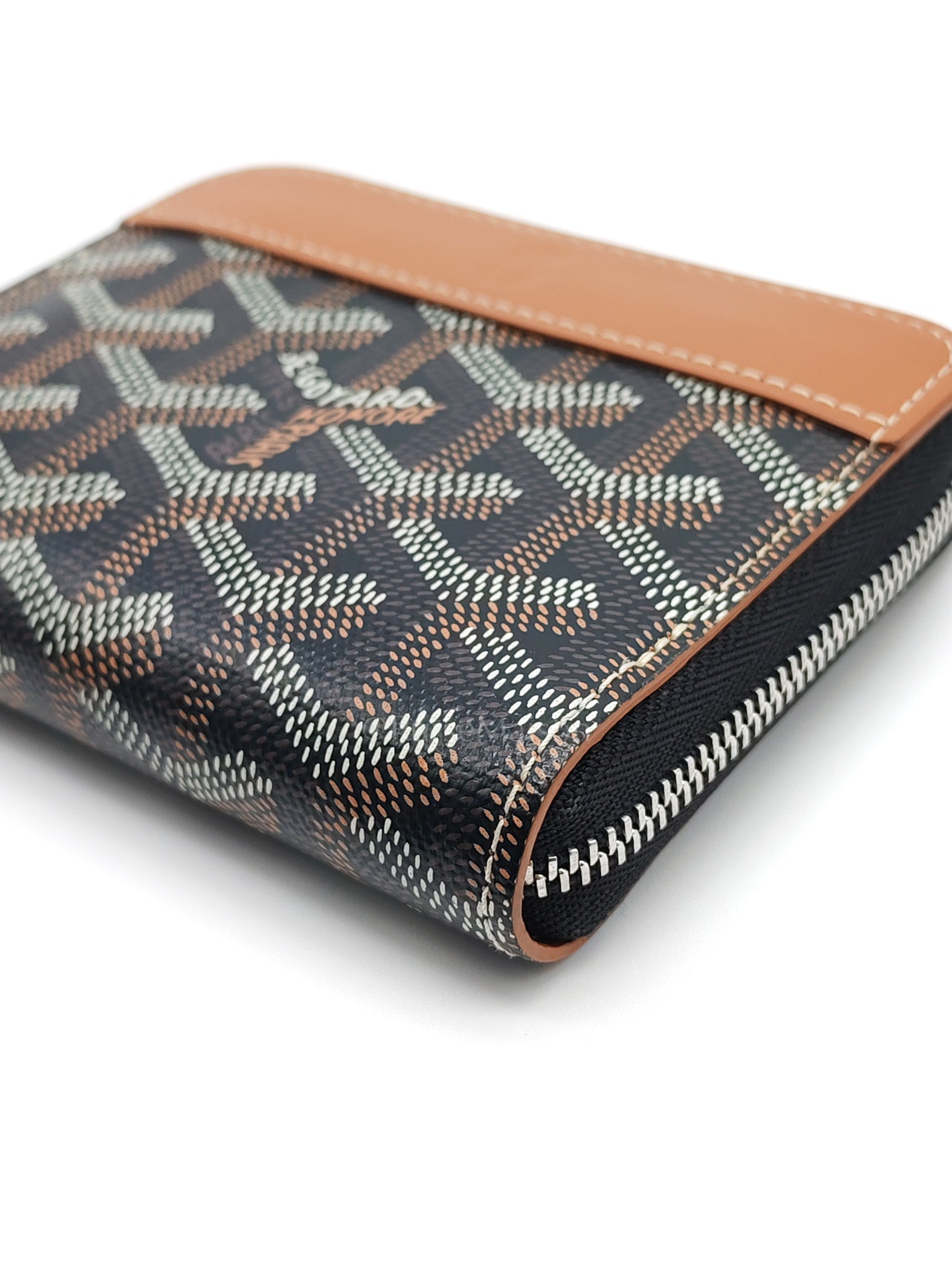 Matignon PM Zip Wallet in Tan Goyardine Canvas
