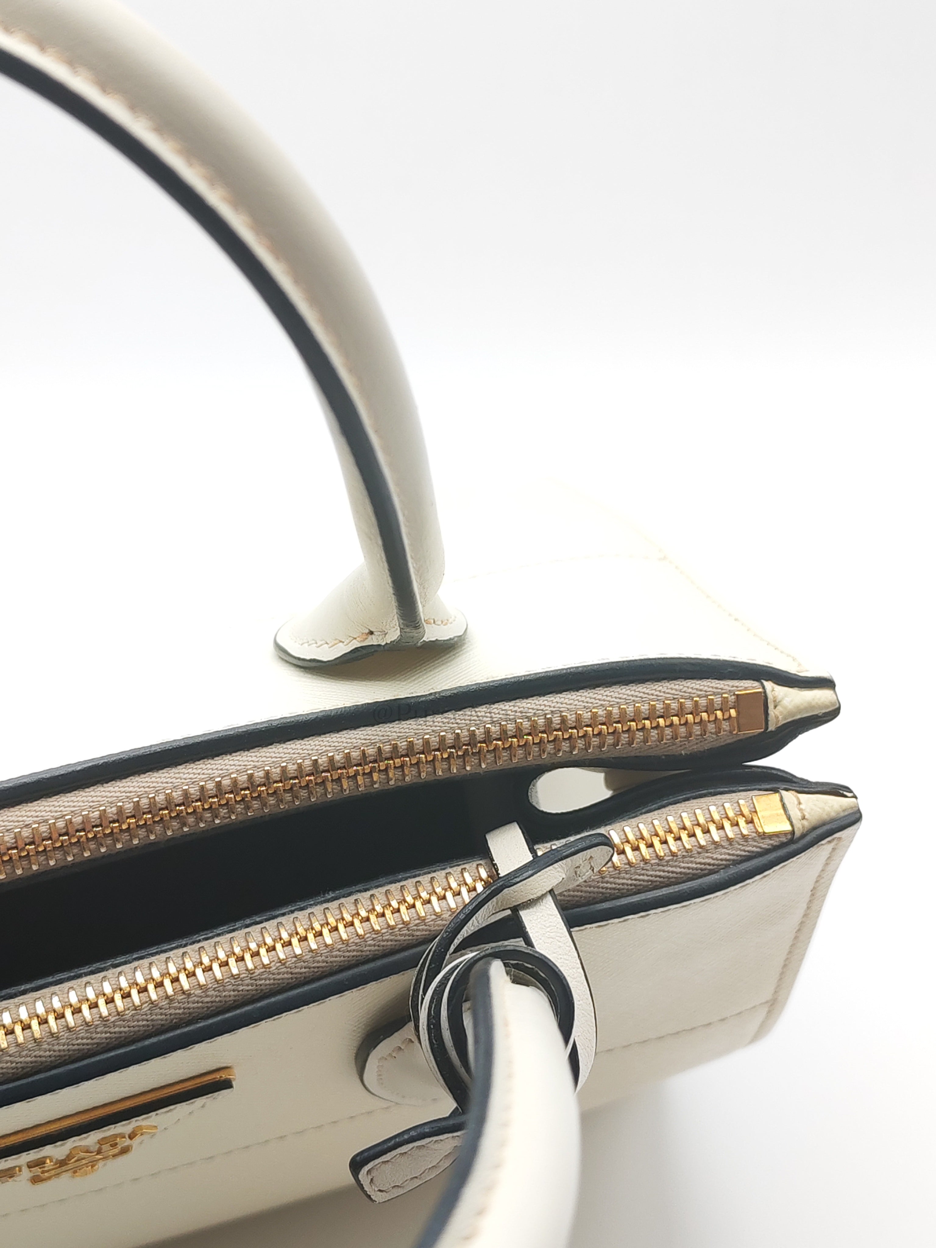 1BA103 Paradigme in Off-White Saffiano City Calfskin Greche Shoulder Bag
