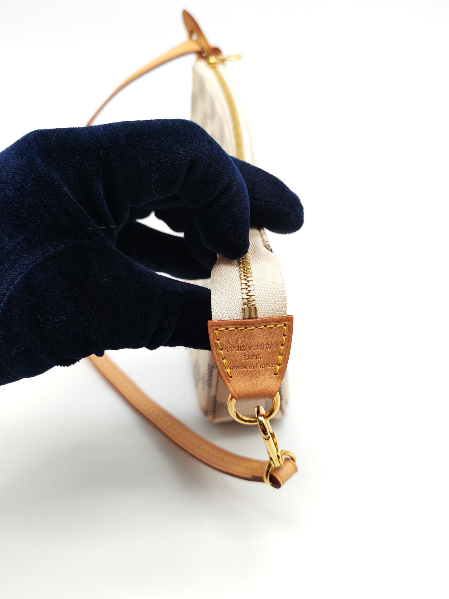 Pochette Accesories in Damier Azur Canvas Shoulder Bag (Microchip)