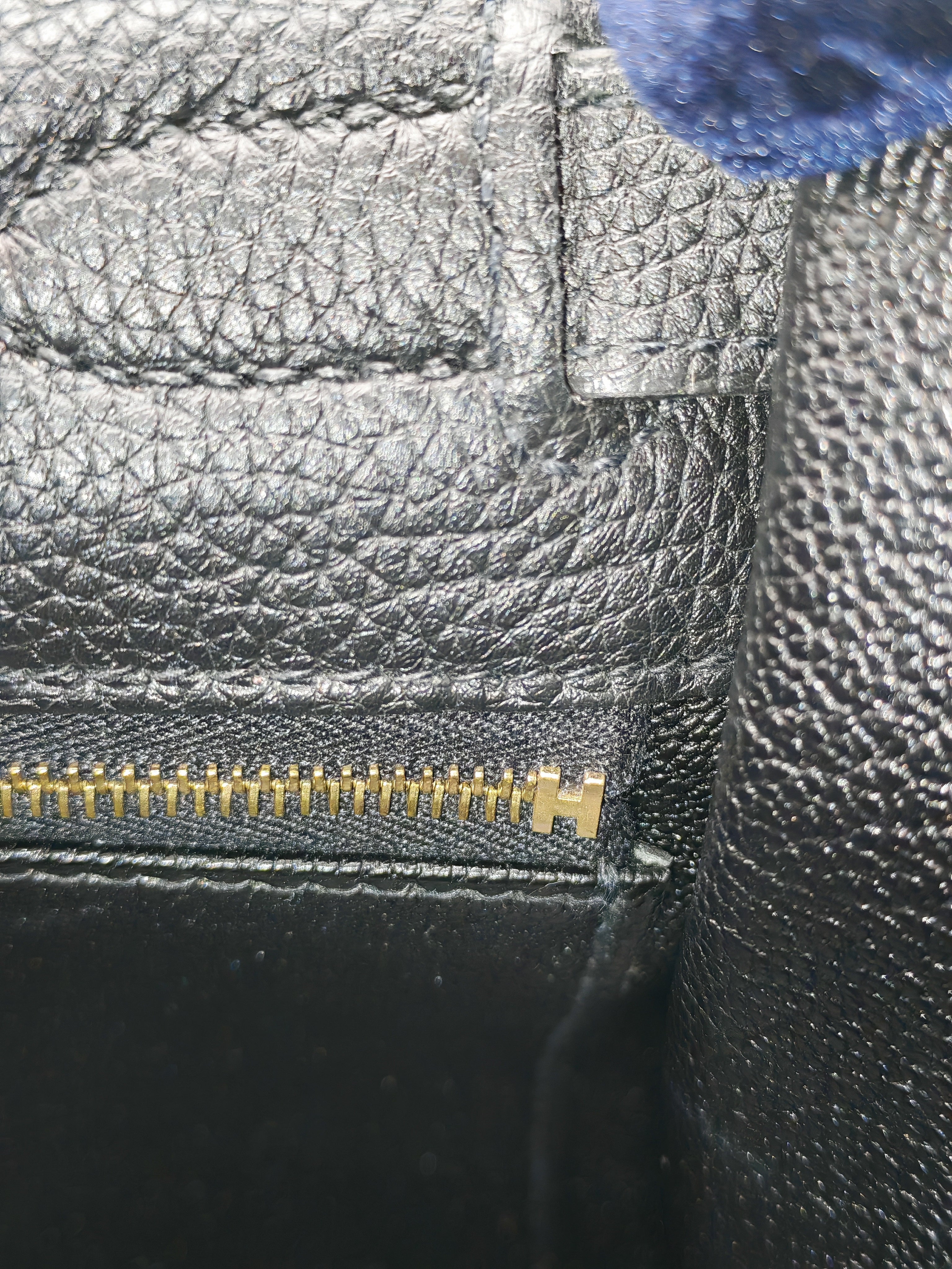 Kelly 28 Retourne in Black Togo Leather & Gold Hardware Stamp Square M (2009)