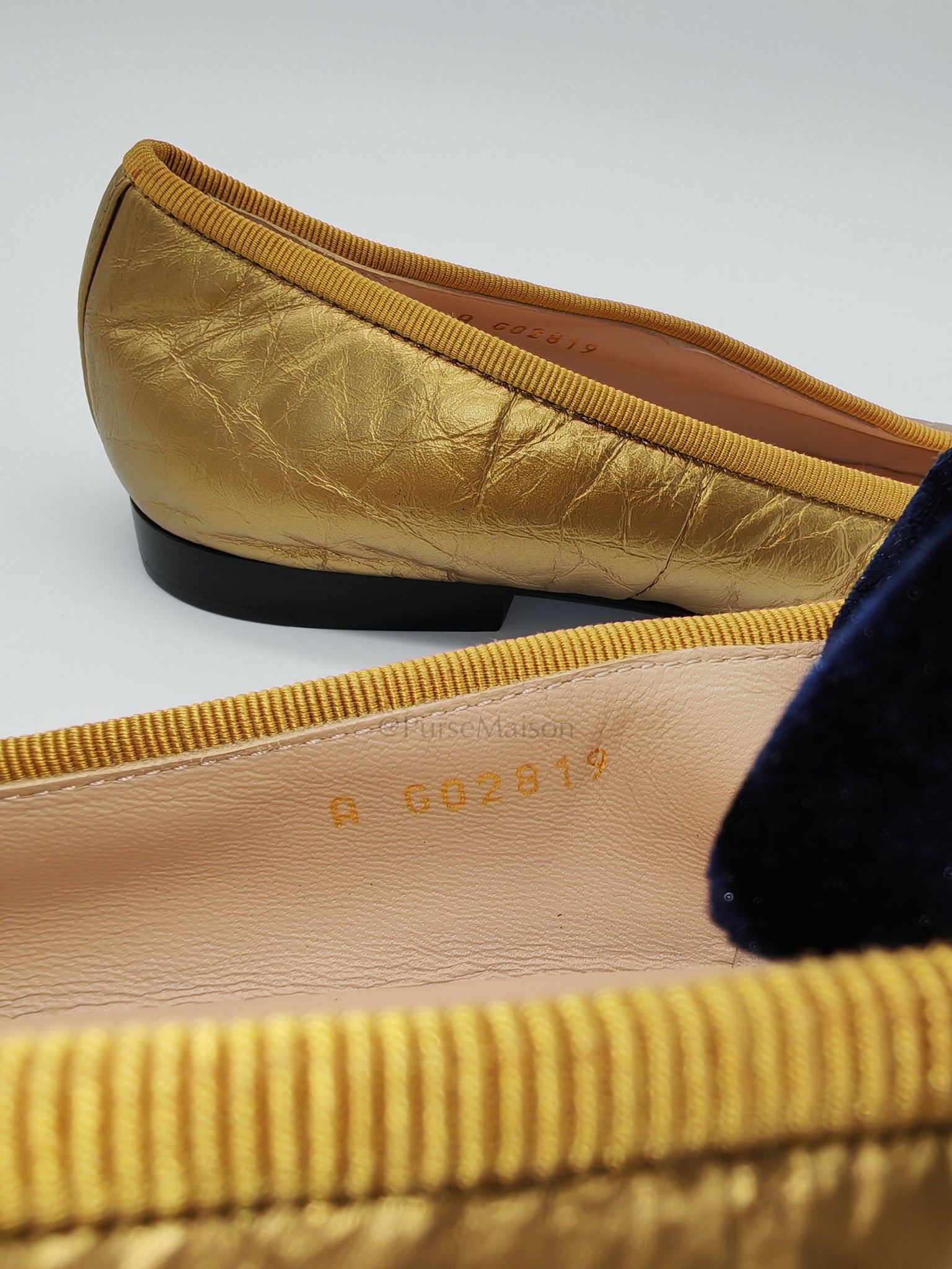 Cap Toe Ballerina Flats in Metallic Gold in Distressed Leather Size 38EU (24cm)
