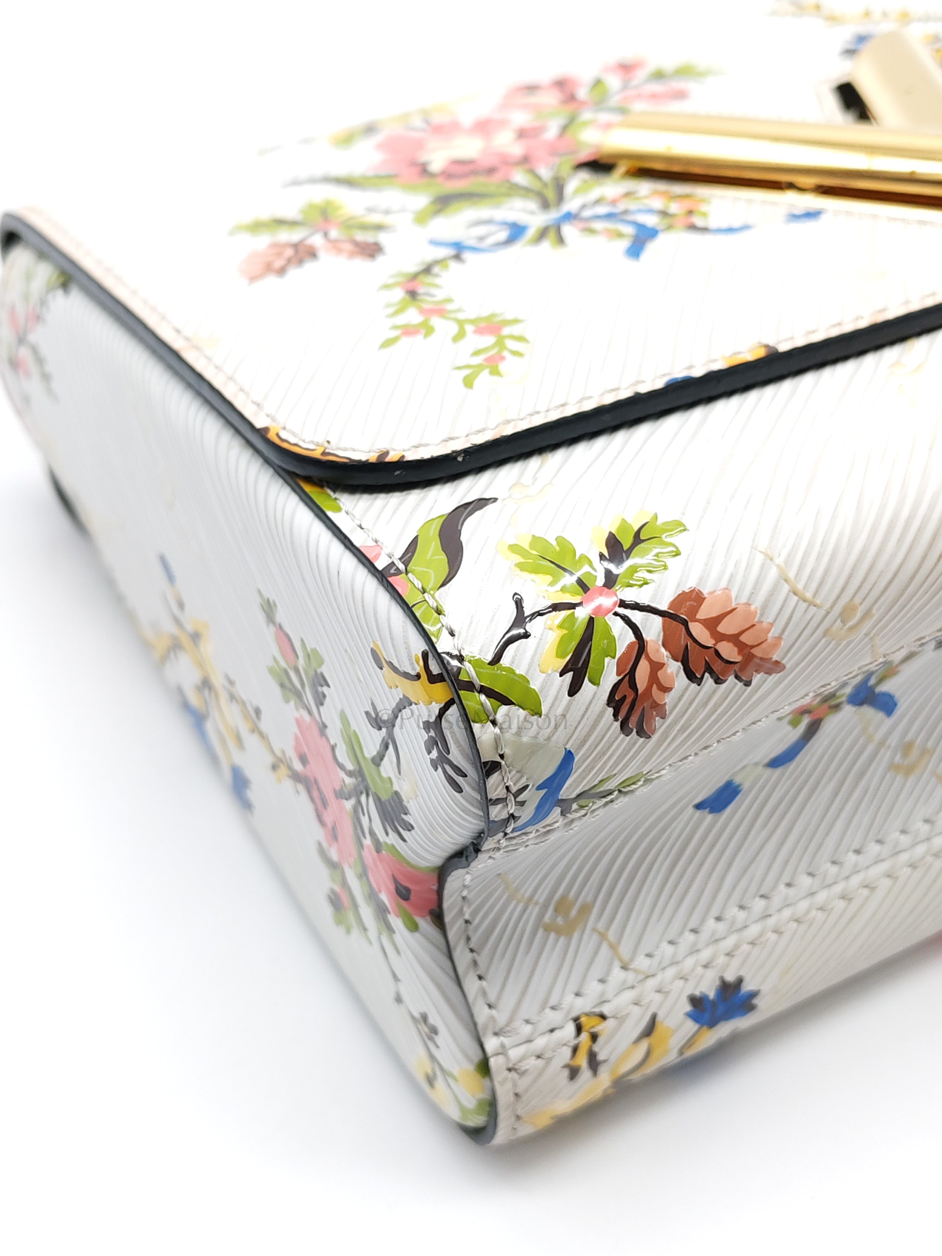 Twist Lock MM in White Romantic Blossom Epi Leather & Gold Hardware (Date Code: SR0138)