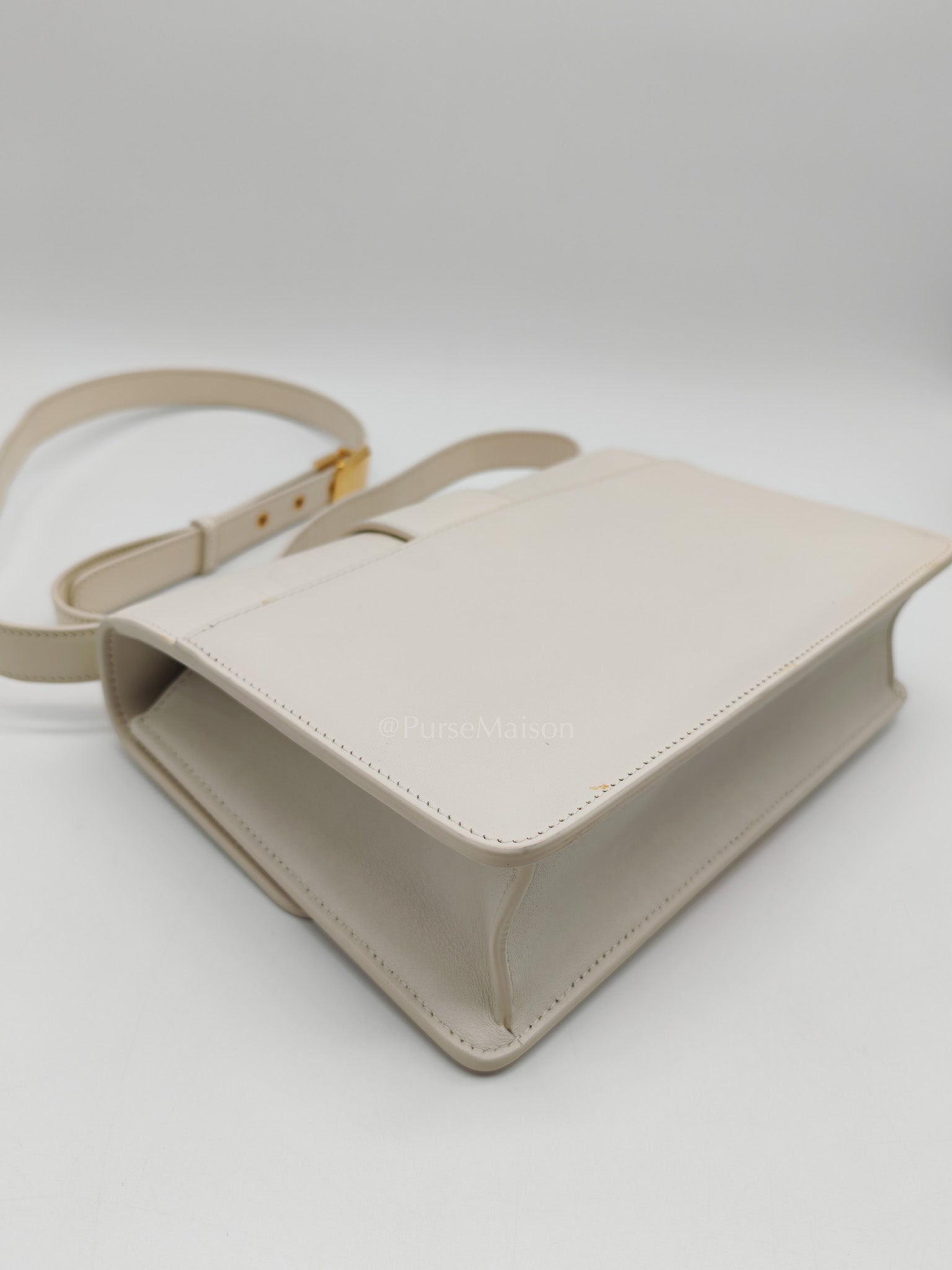 Montaigne in Medium White Calfskin Leather Crossbody Bag