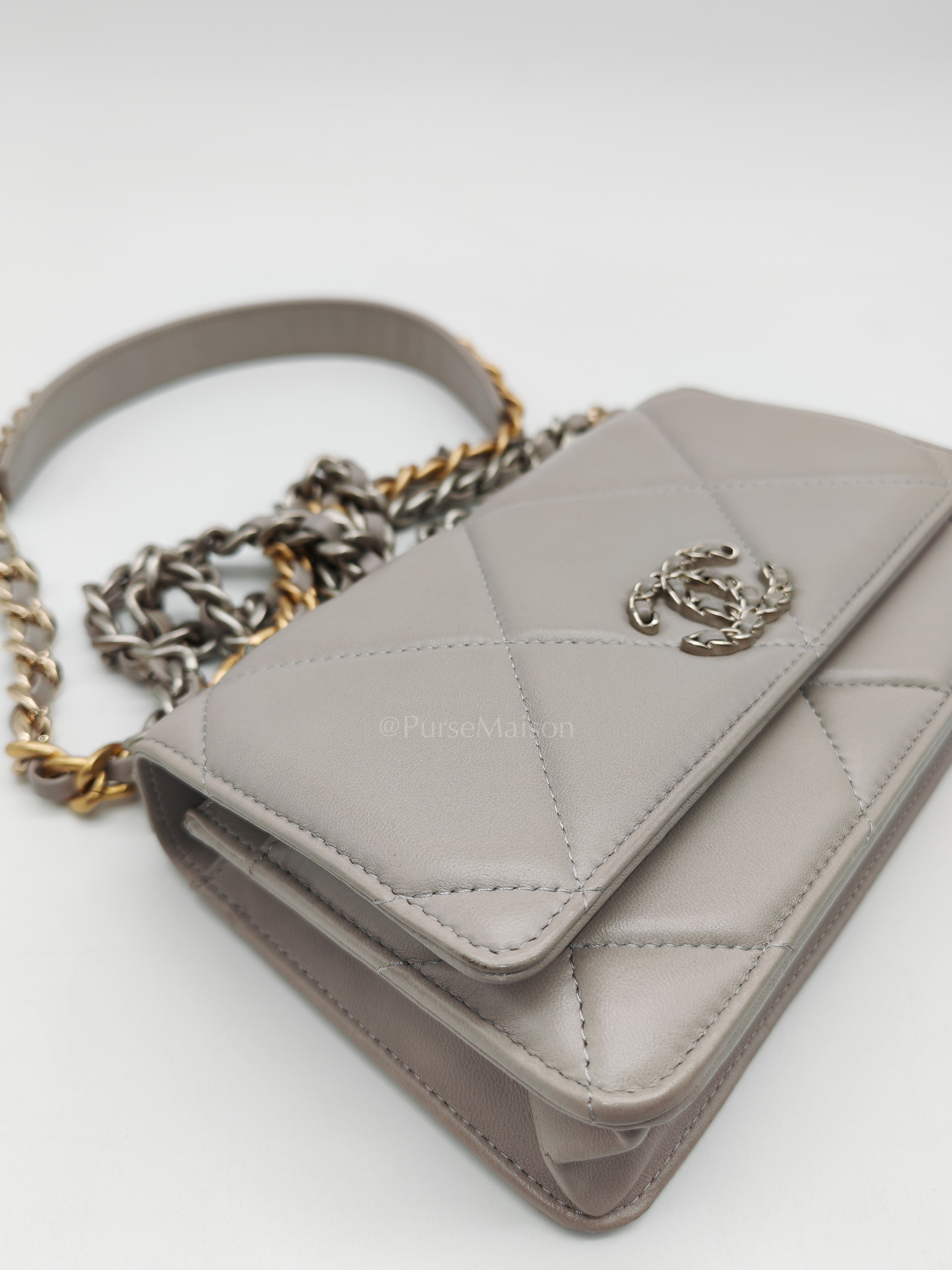 Wallet on Chain in Gray Lambskin Leather & Mixed Hardware Microchip