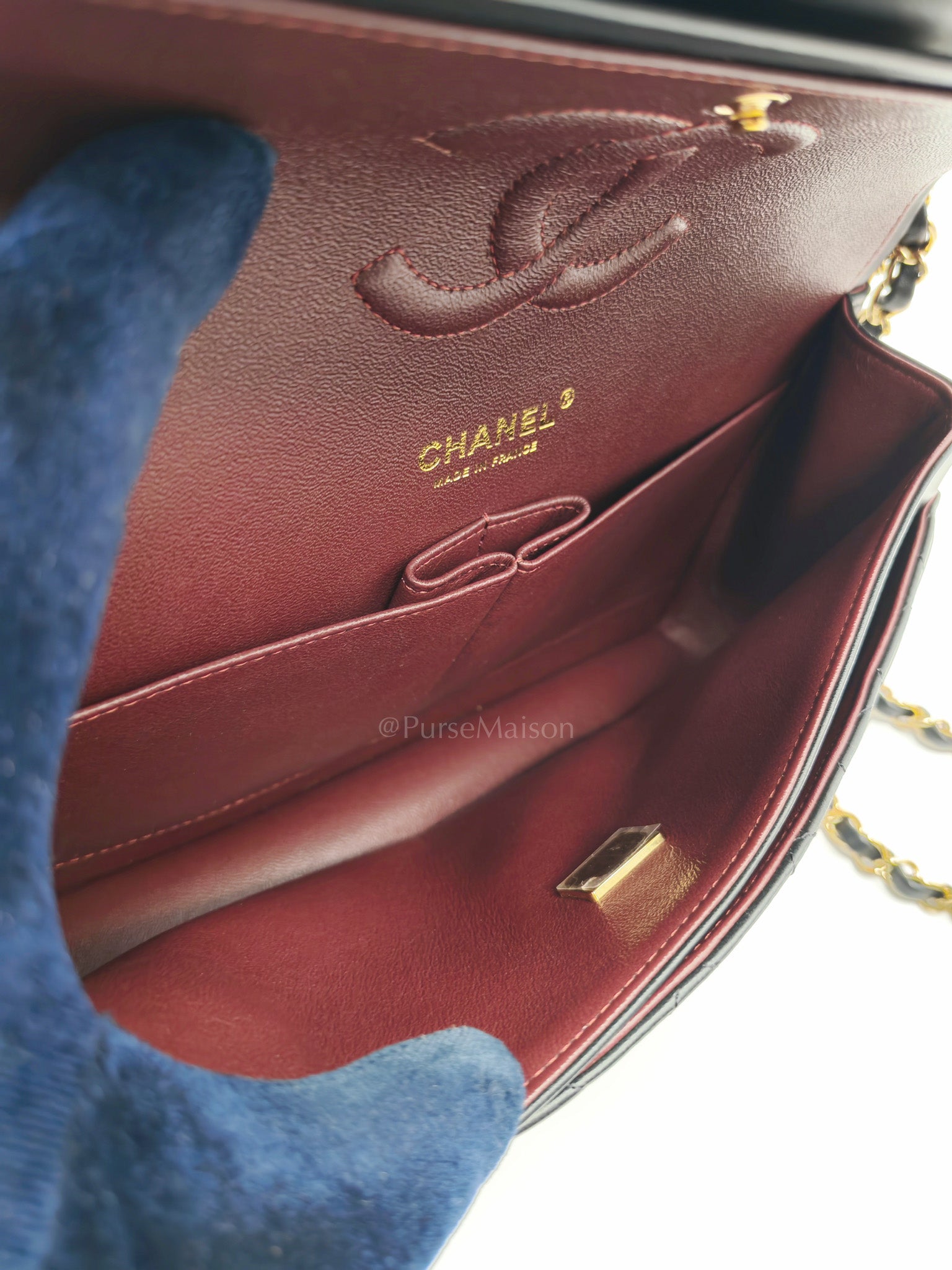 Classic Double Flap Medium in Black Quilted Lambskin Leather & Gold Hardware Microchip