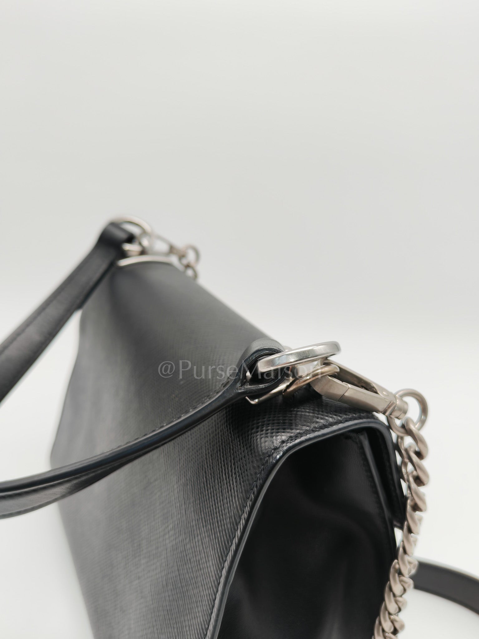 Cuir Monochrome Envelope Flap Shoulder Bag in Black Calfskin Leather & Ruthenium Hardware