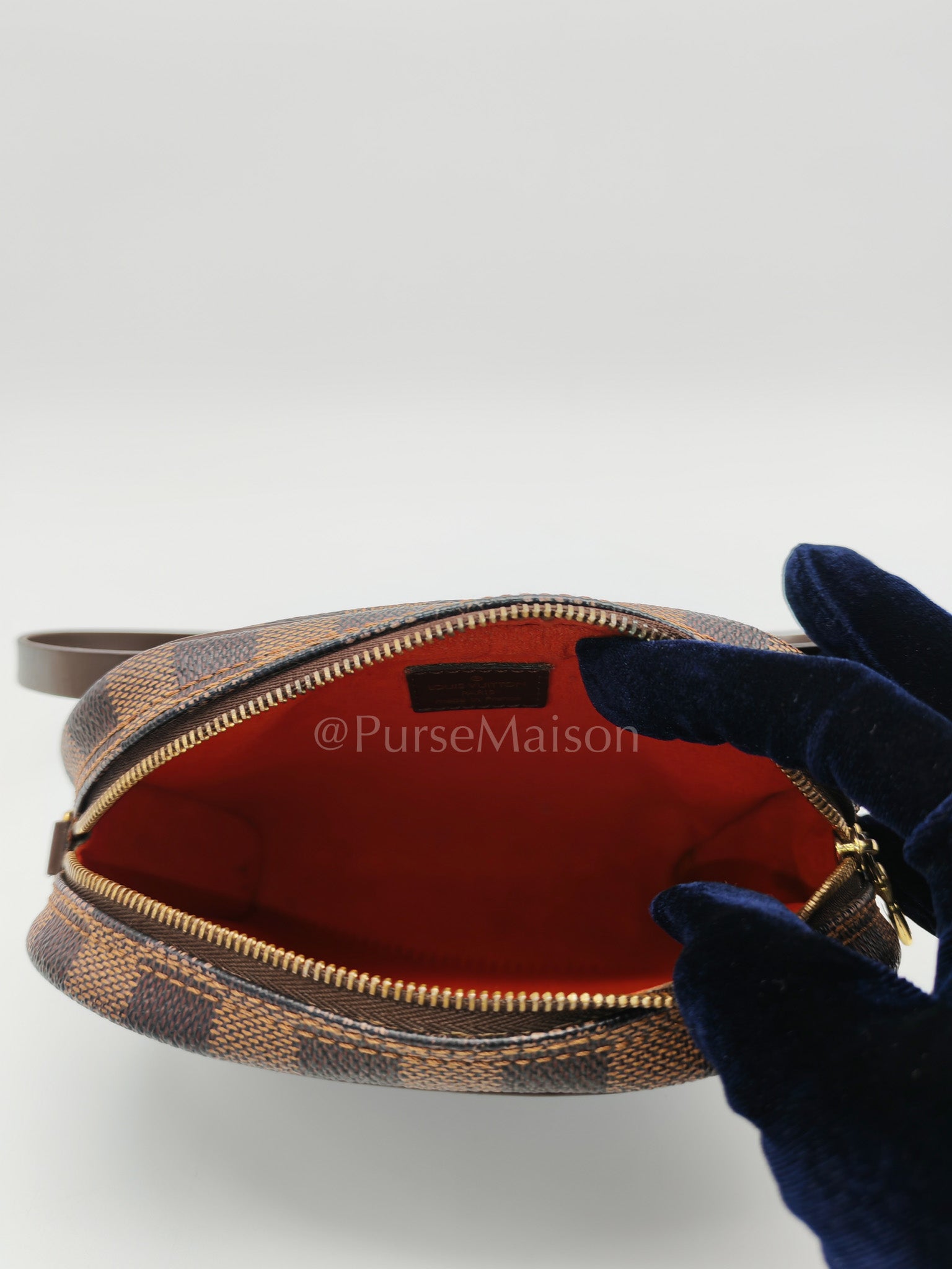 Pochette Ipanema in Damier Ebene Canvas and Gold Hardware (Datecode: FL0063)