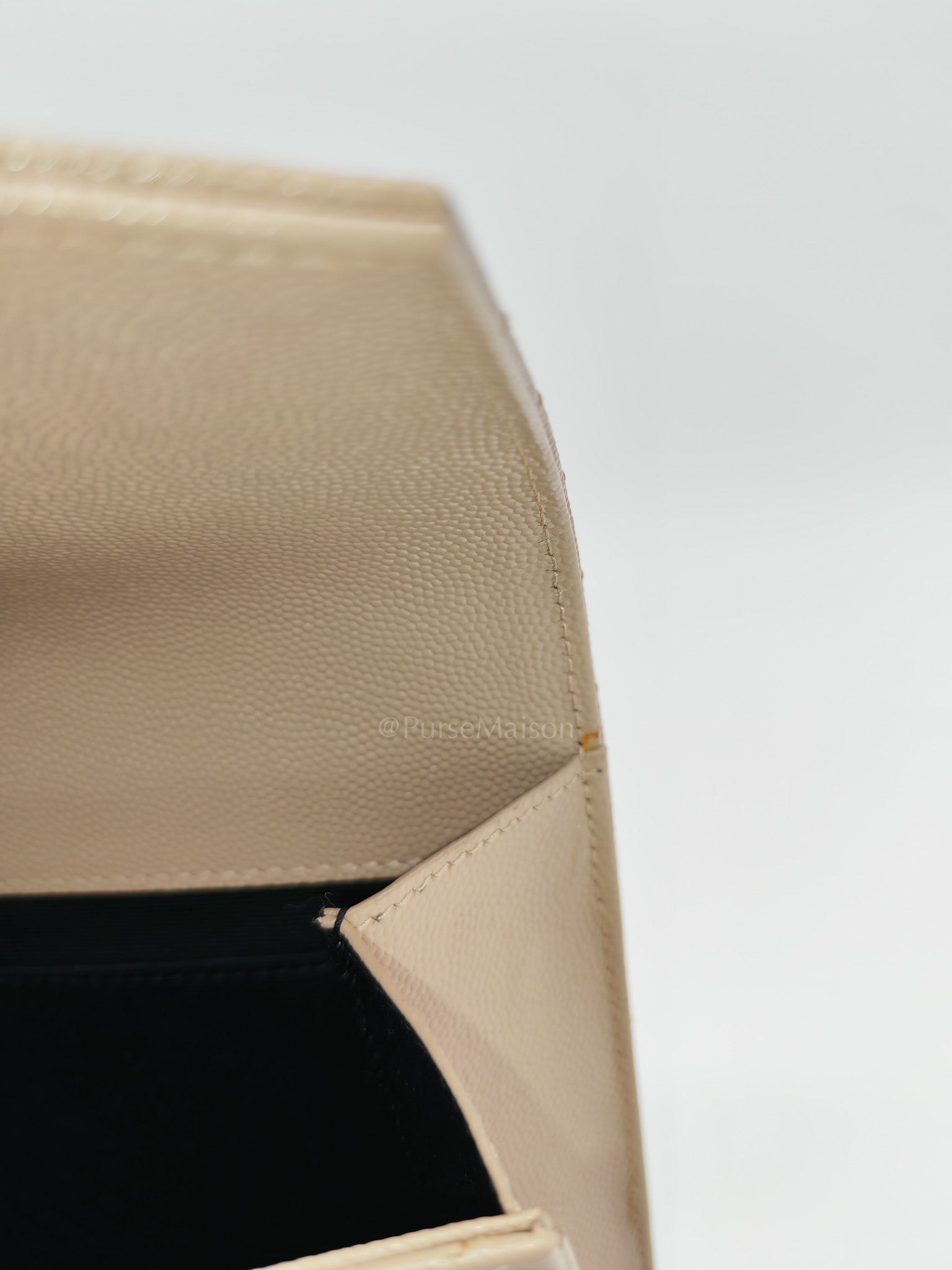 Envelope Clutch Bag in Beige Grain De Poudre Leather & Gold Hardware