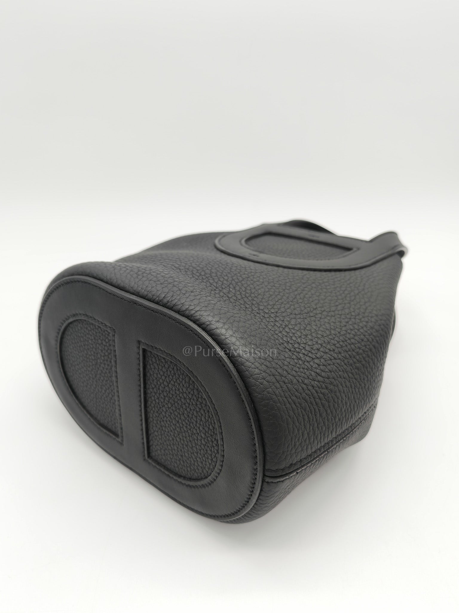 In The Loop 18 in Black/Noir Clemence Leather & Palladium Hardware Stamp K(2025)