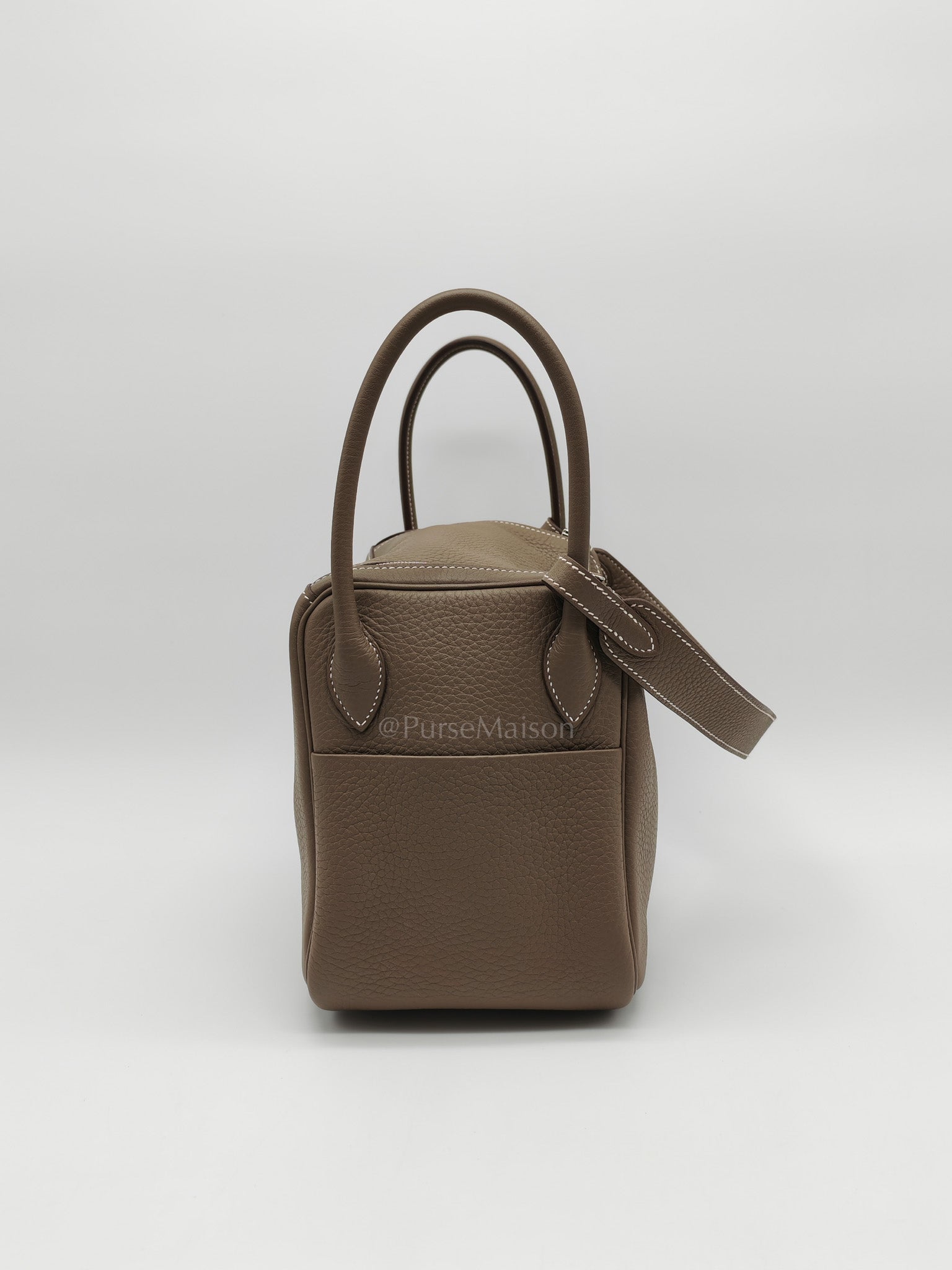 Lindy 26 in Etoupe Clemence Leather & Palladium Hardware Stamp W(2024)