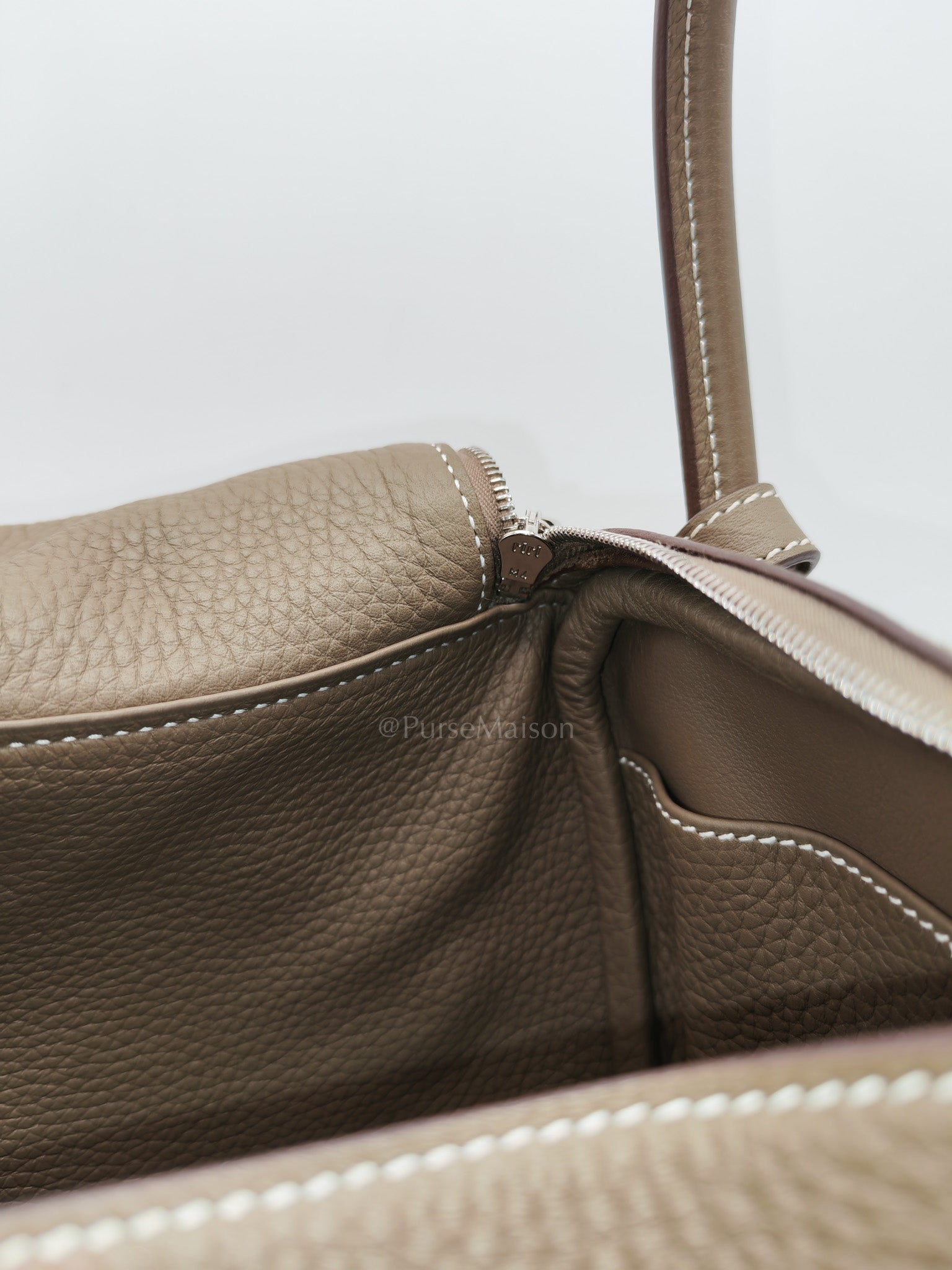Lindy 26 in Etoupe Clemence Leather & Palladium Hardware Stamp W(2024)