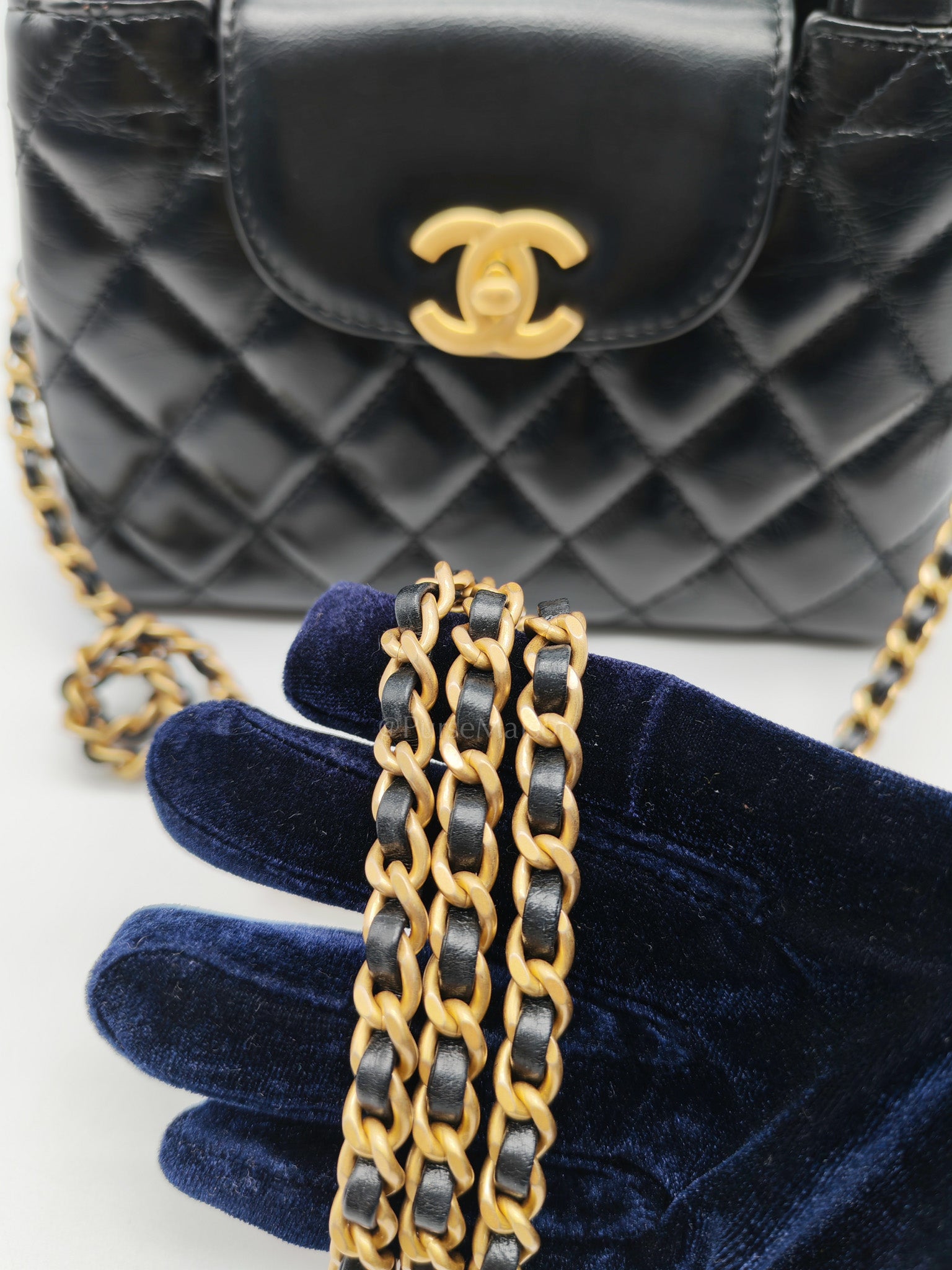 CC Kelly Small in Black Calfskin Leather & Aged Gold Hardware (Microchip)