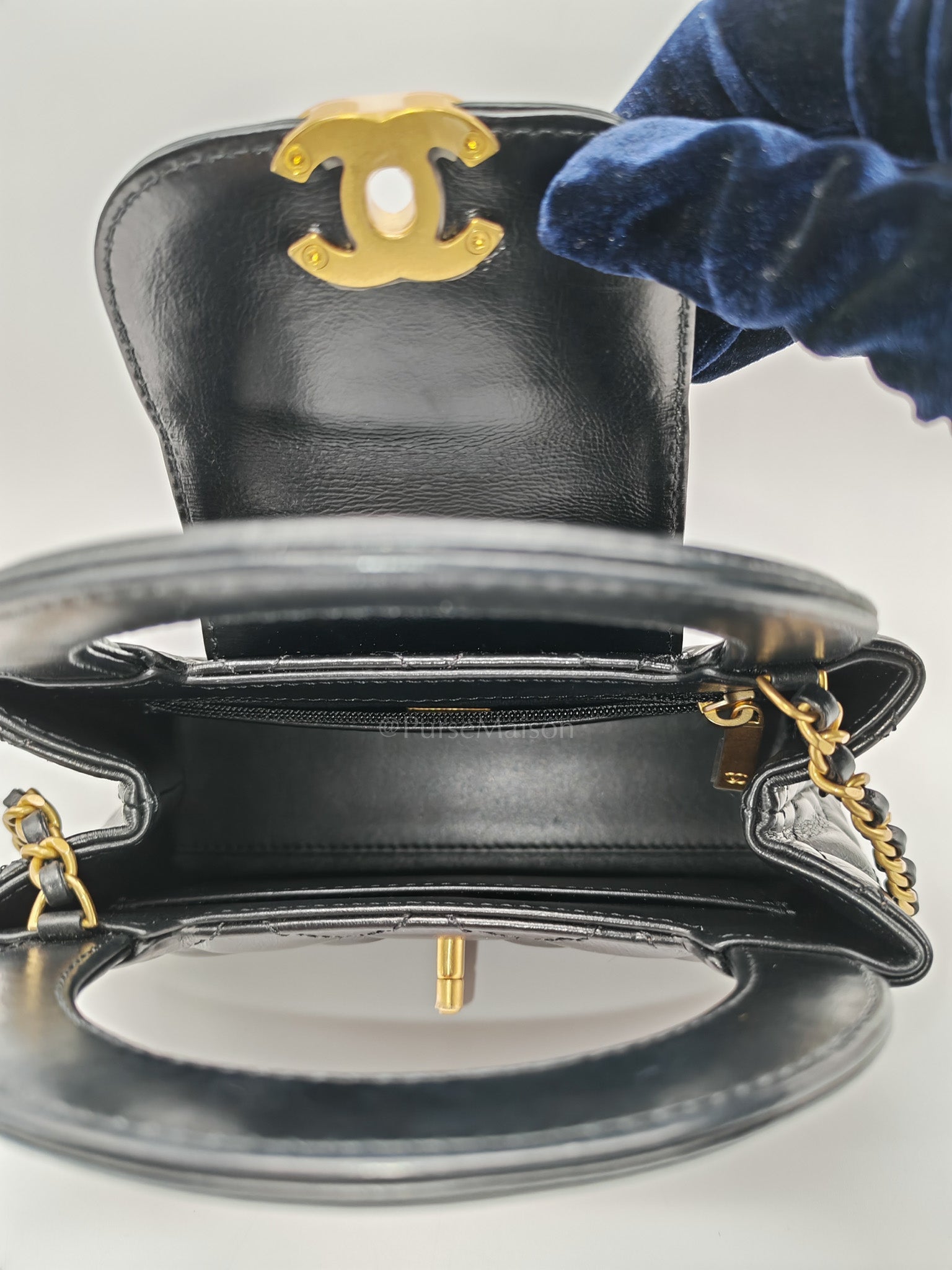 CC Kelly Small in Black Calfskin Leather & Aged Gold Hardware (Microchip)